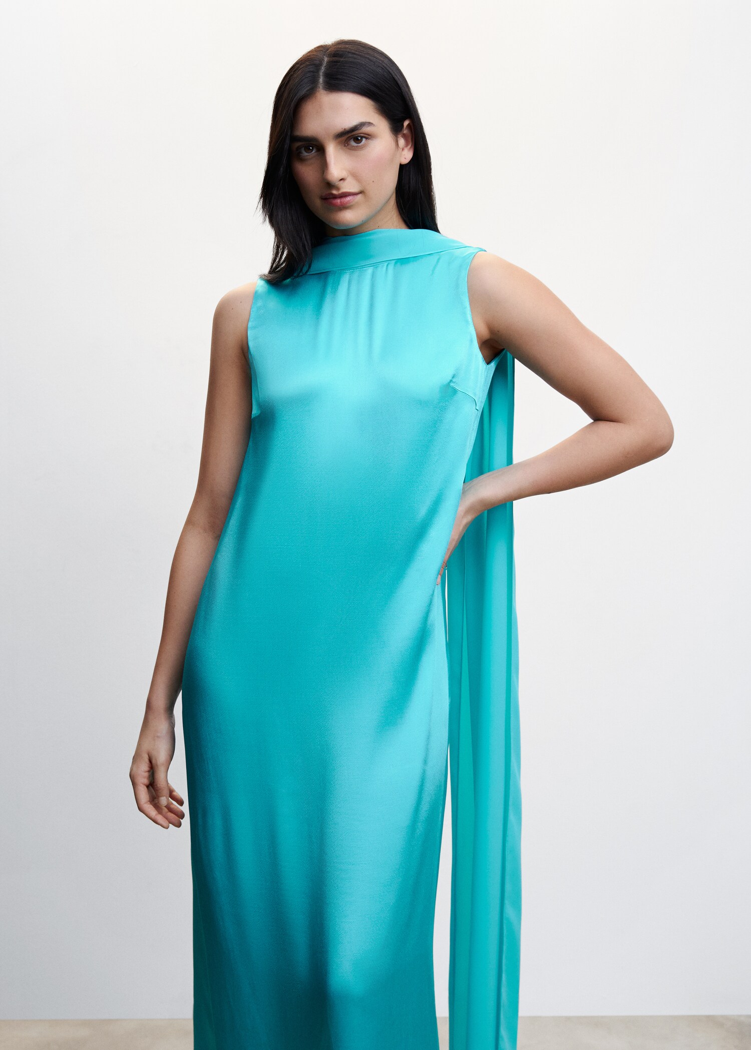 Open back dress cape  - Medium plane