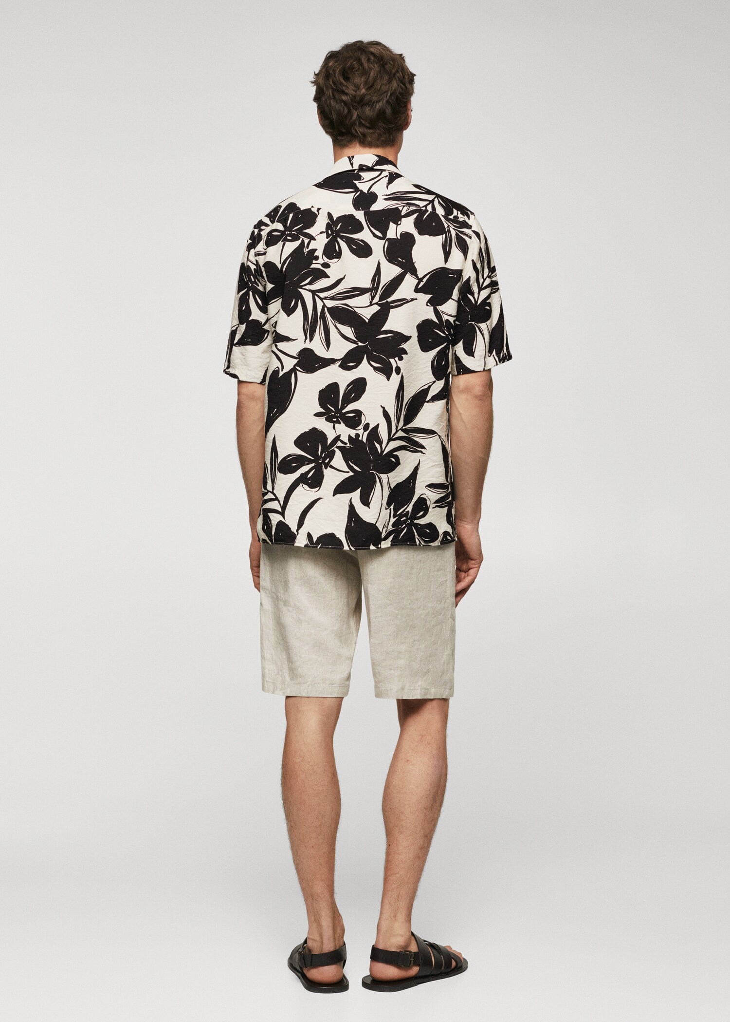 Printed short-sleeved shirt - Reverse of the article