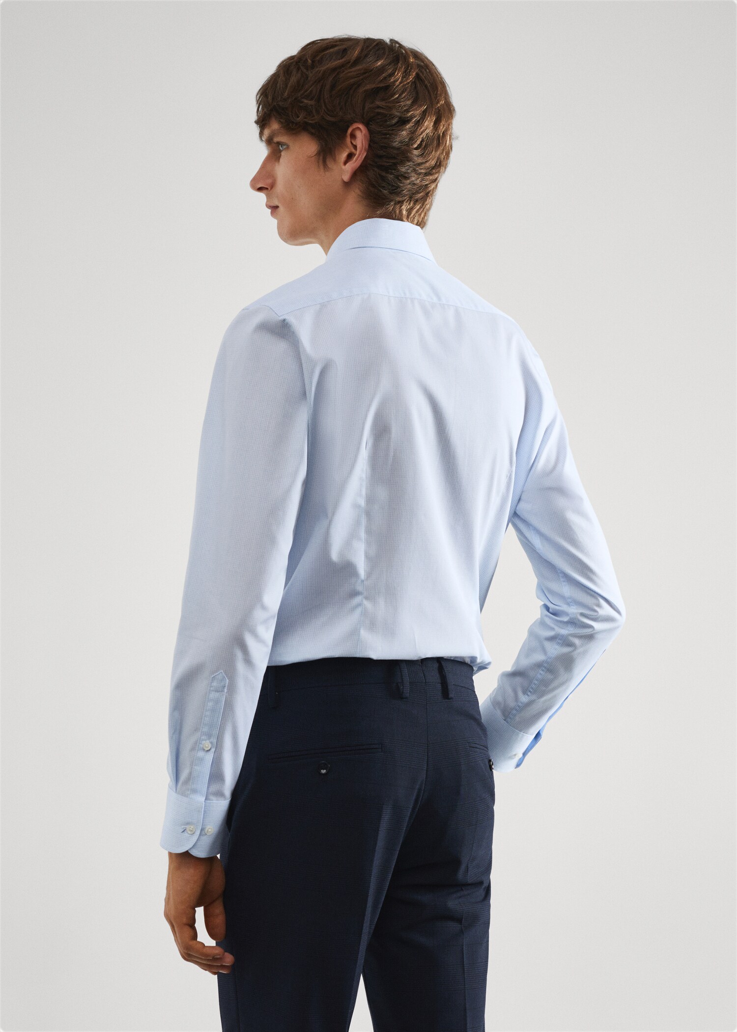 Костюмная рубашка slim fit в мелкую клетку - Обратная сторона изделия