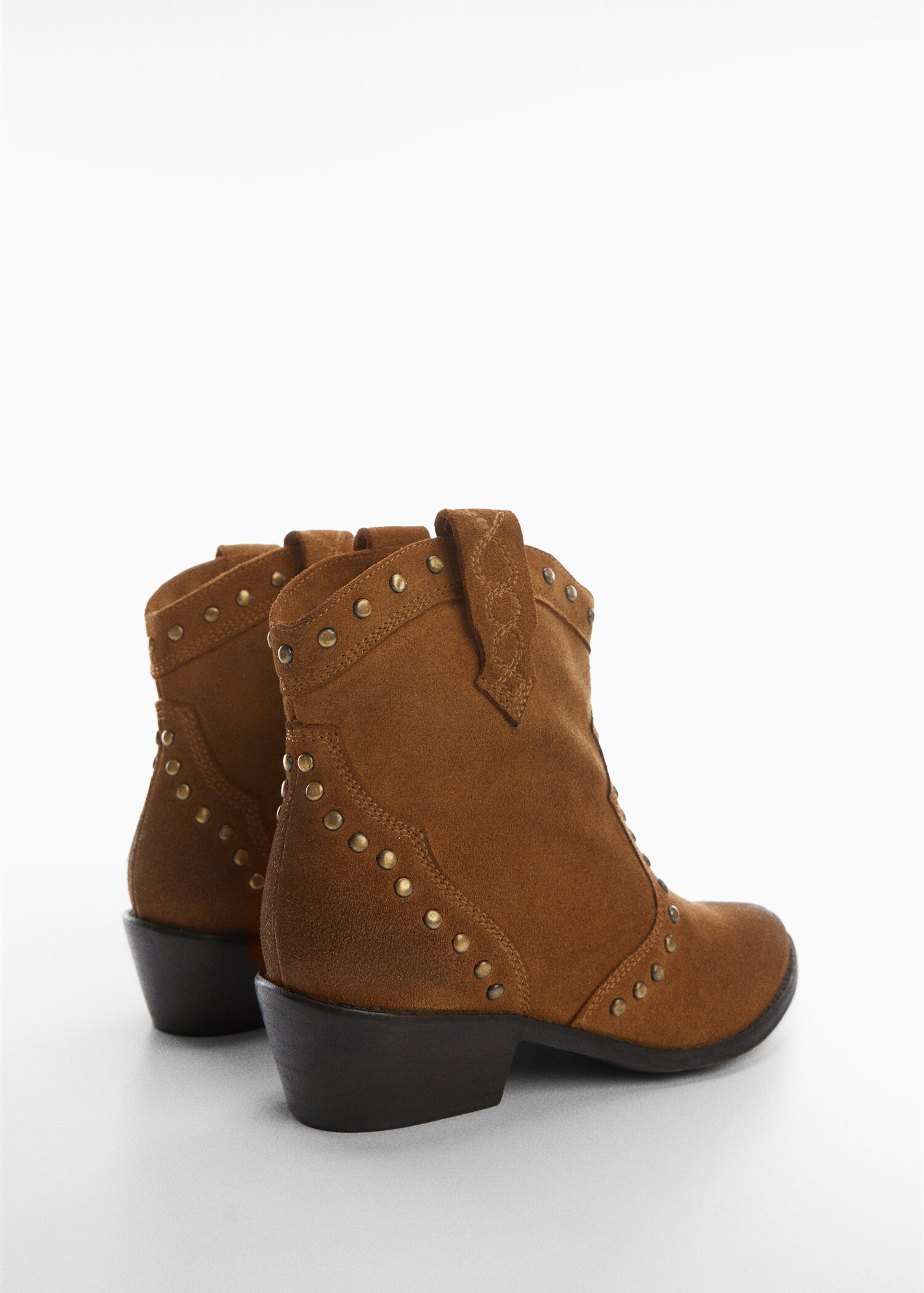 Studded leather ankle boots - Details of the article 2