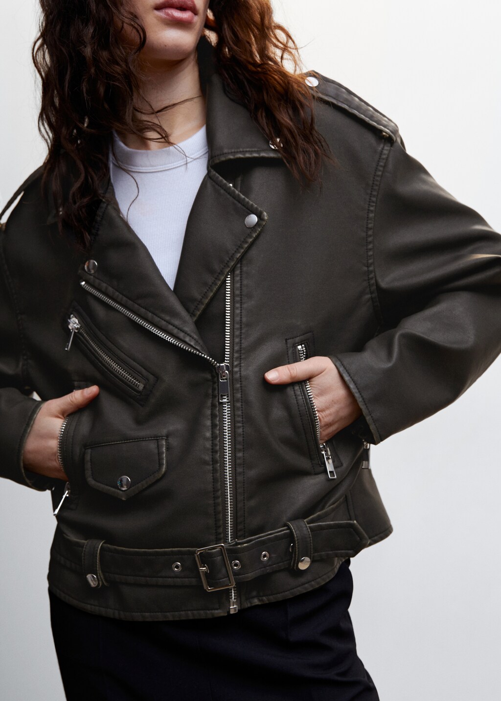 Distressed-effect biker jacket | MANGO Kosovo