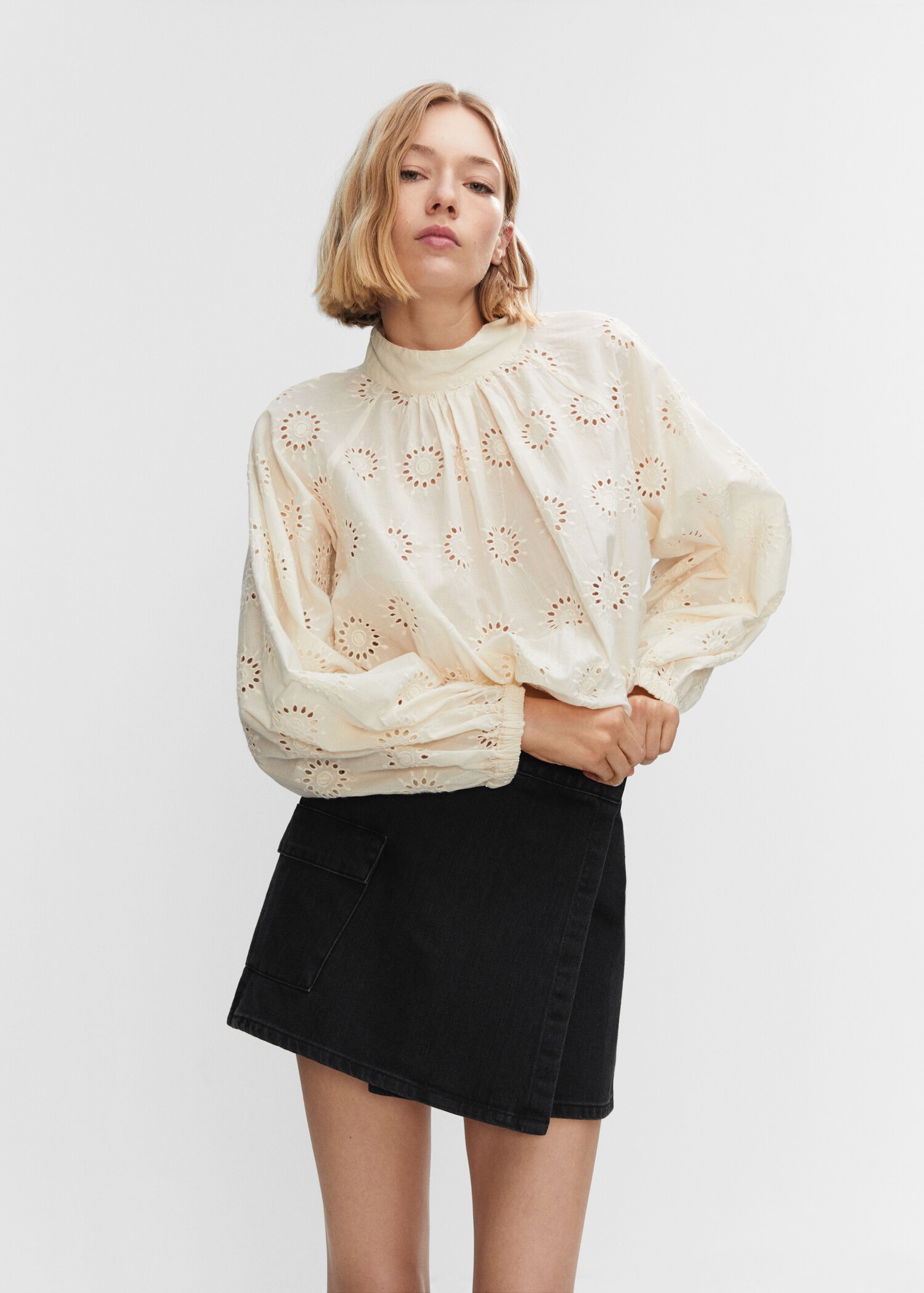 Crossed denim mini-skirt - Details of the article 1