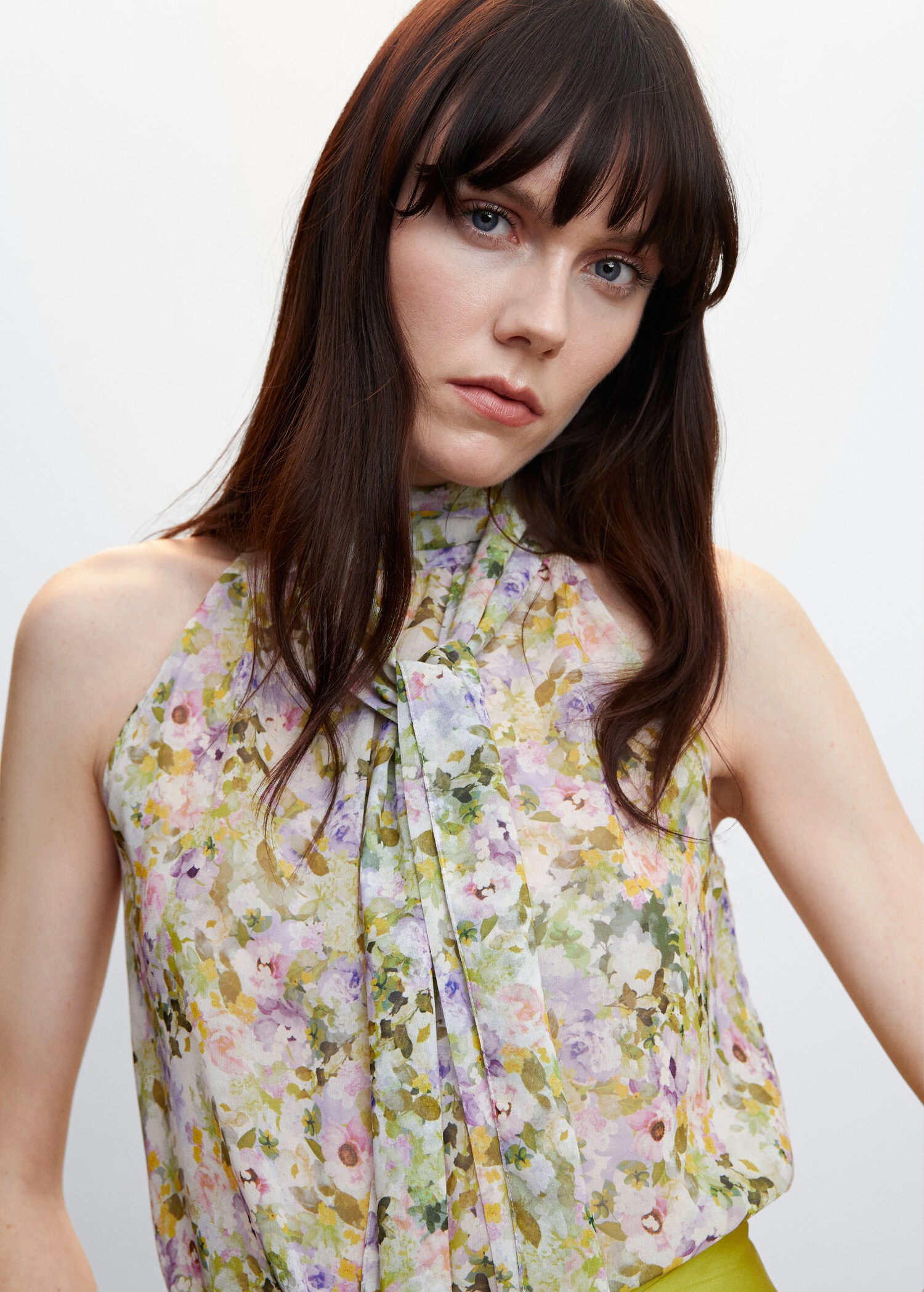 Blusa lazo cuello halter - Detalle del artículo 1