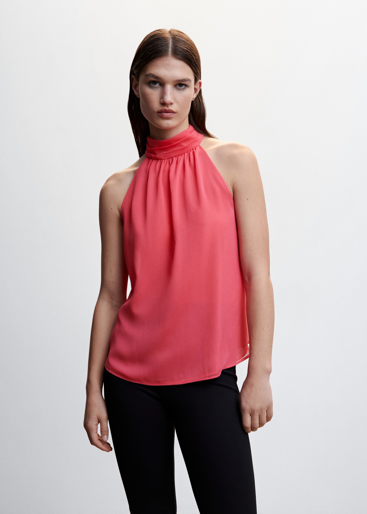 Blusa lazo cuello halter - Plano medio