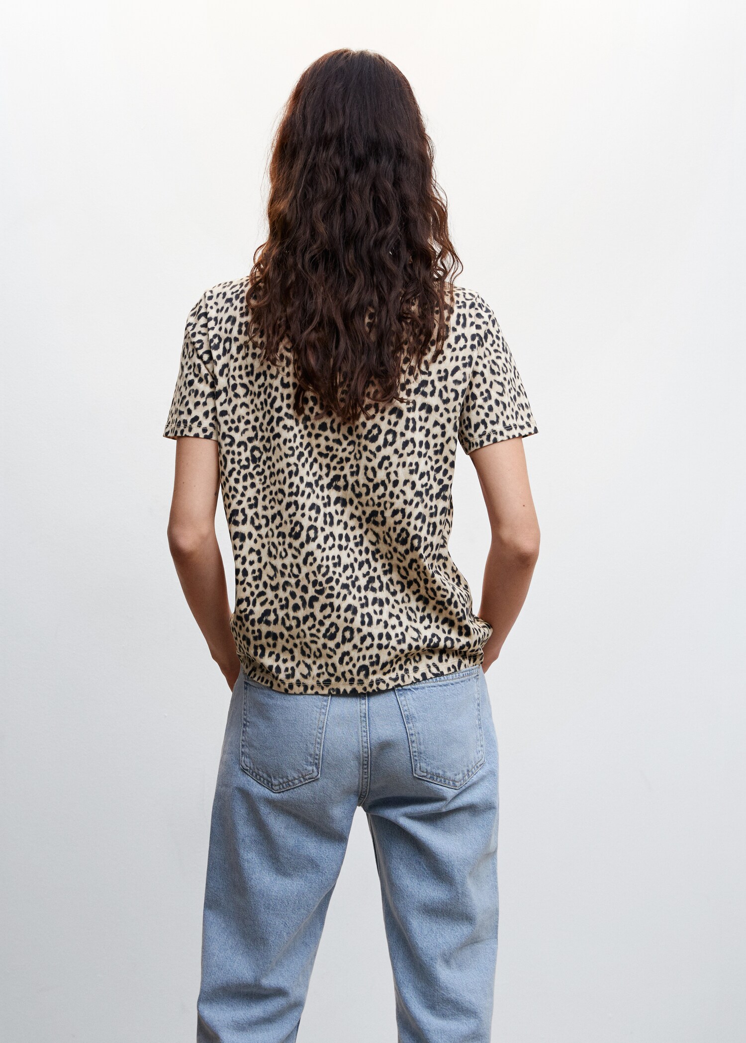 Animal print t-shirt - Reverse of the article