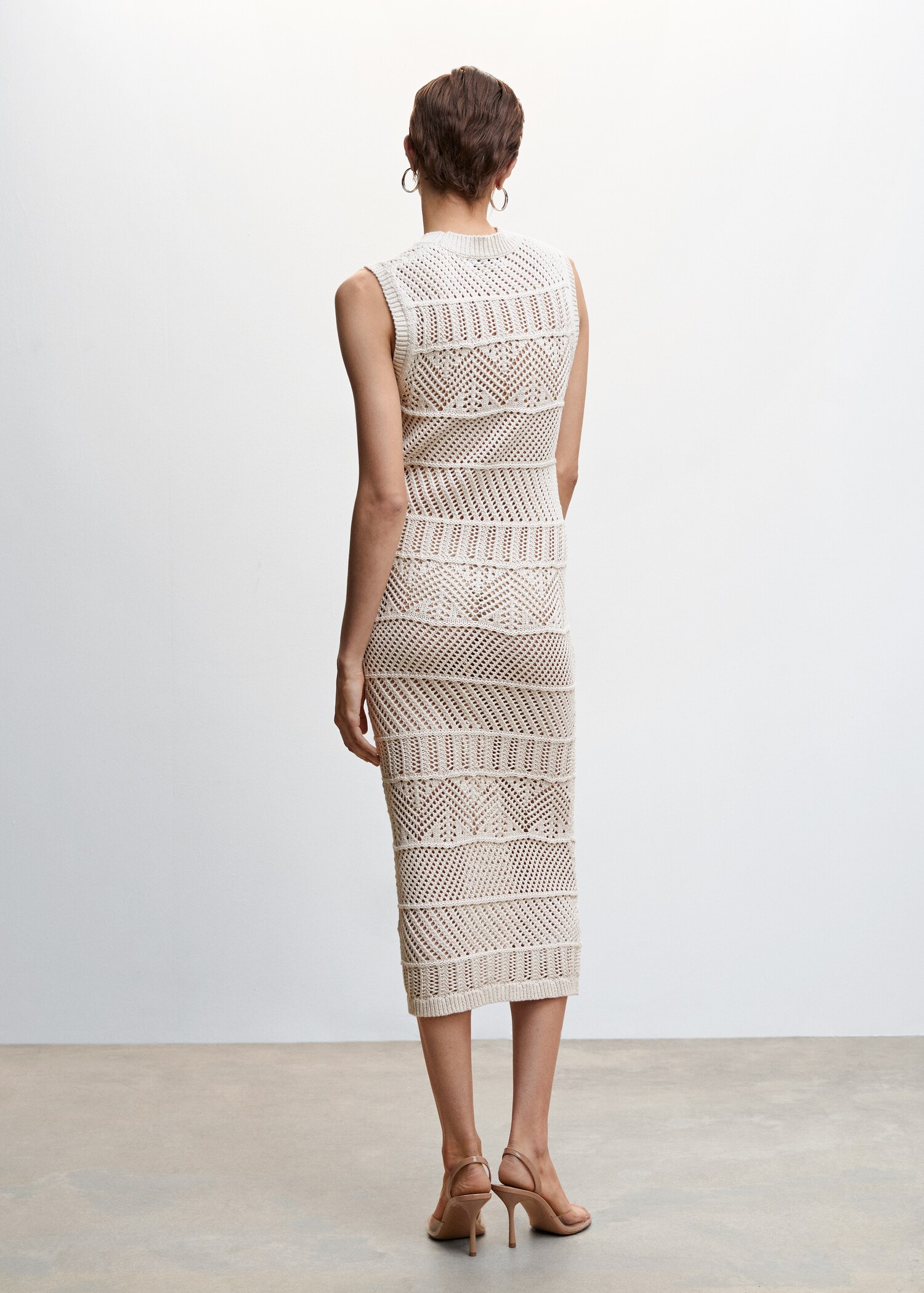 Knit openwork sweater - Reverse of the article