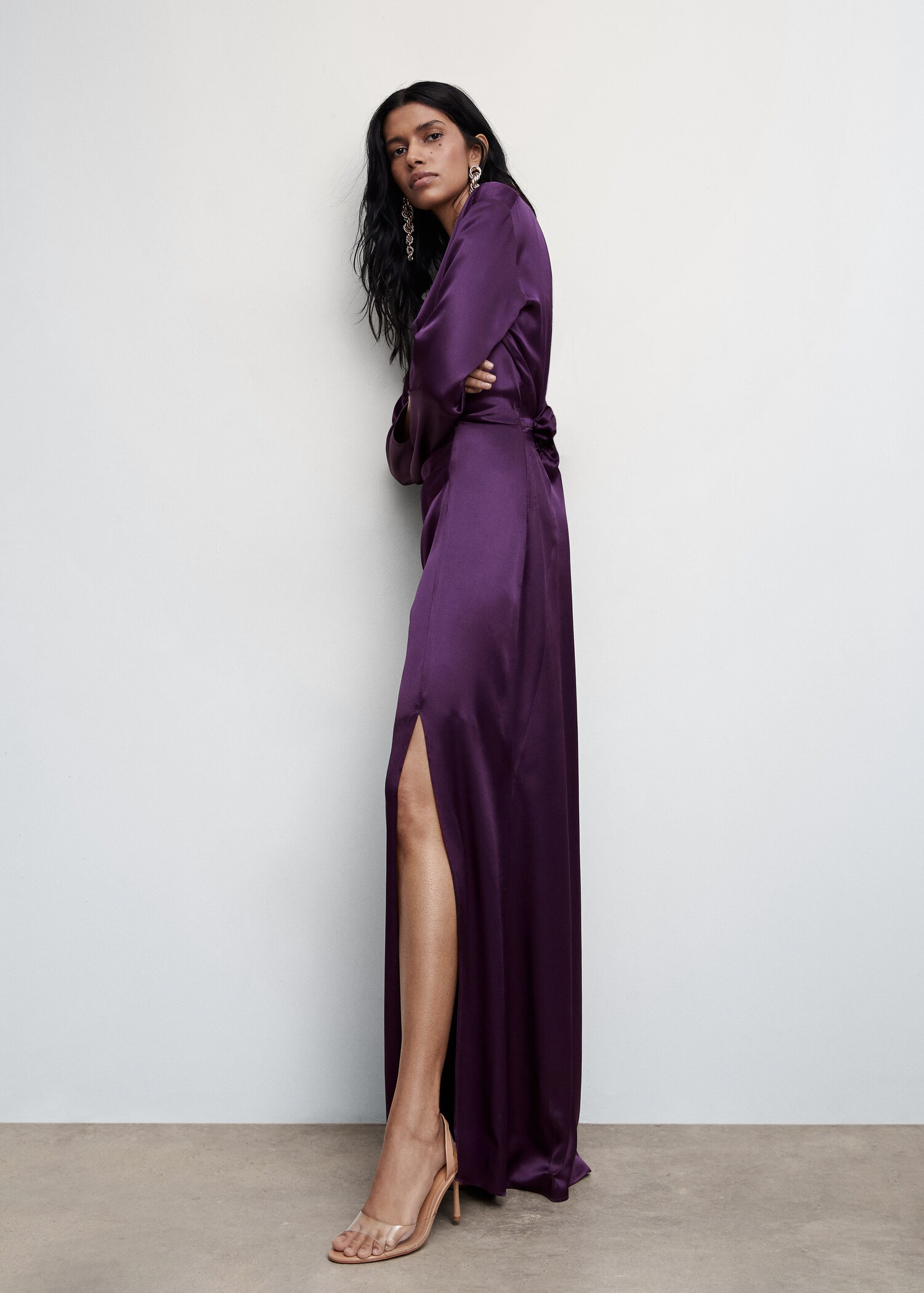 Vestido satinado cruzado - Detalle del artículo 2