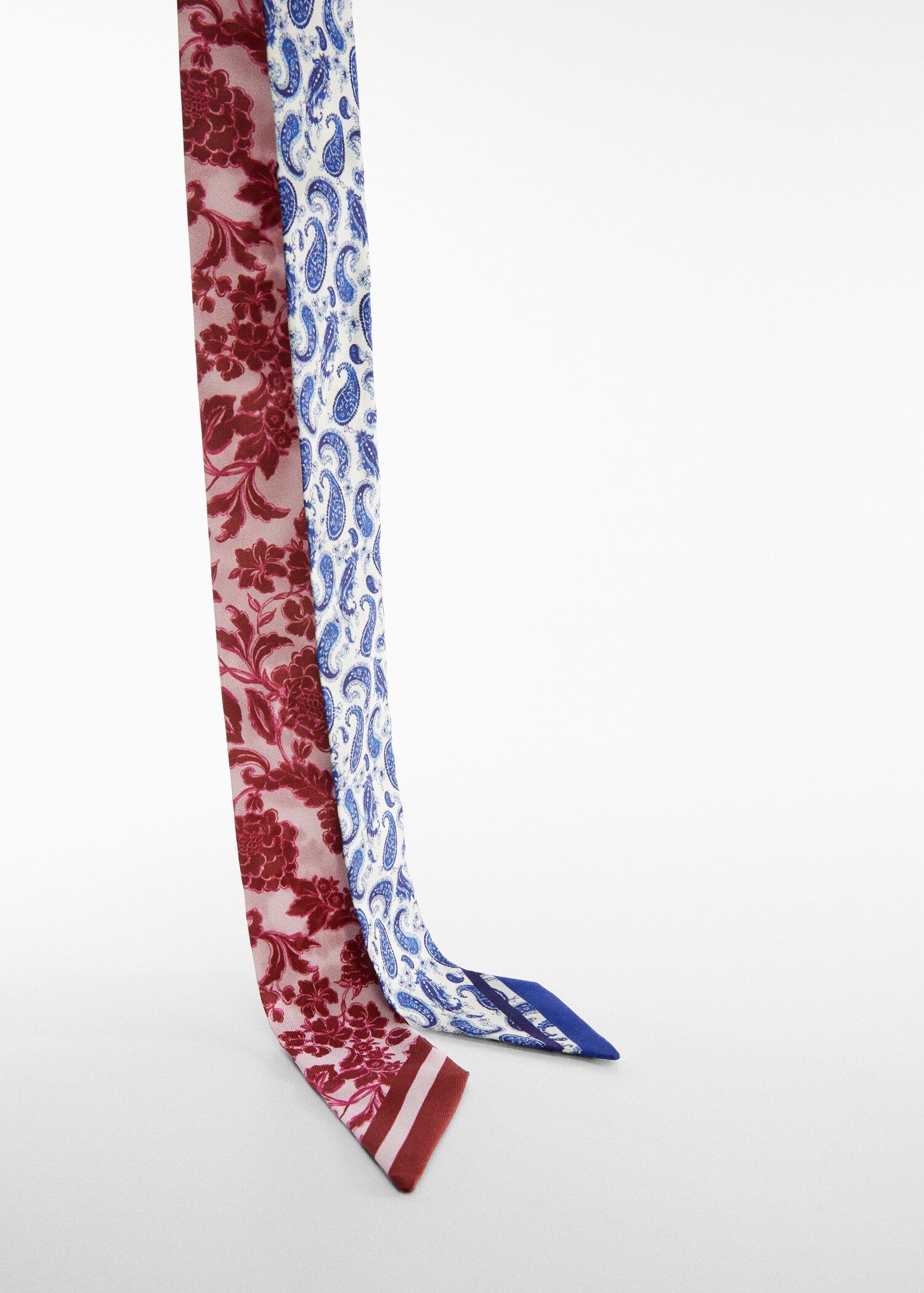 Pack of 2 patterned scarves - Details of the article 1
