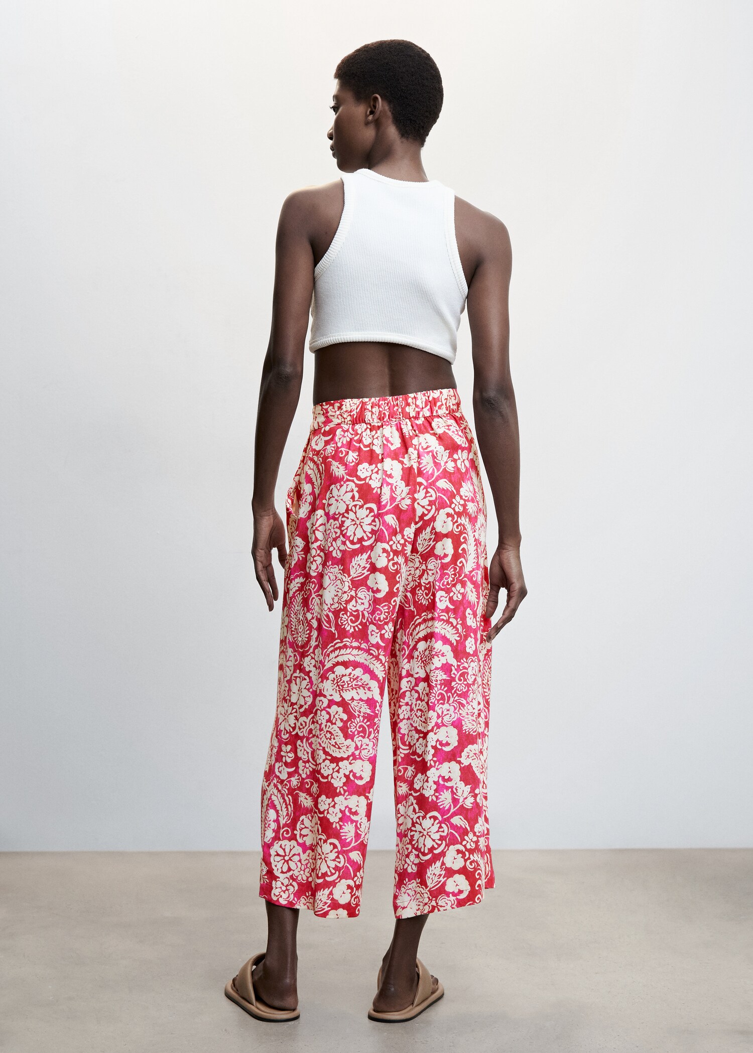 Floral print culotte trousers - Reverse of the article