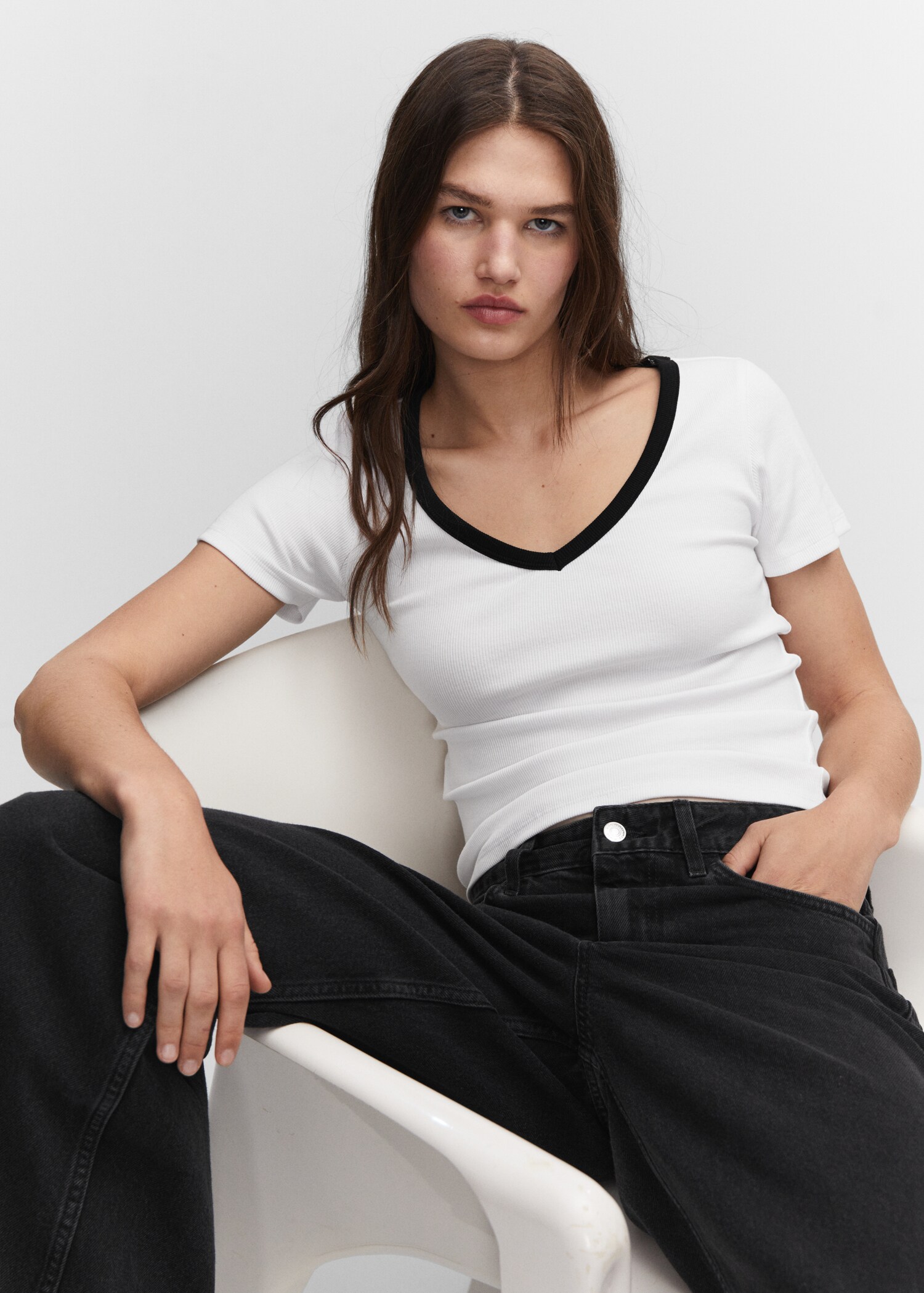 Contrast collar shirt - Details of the article 2