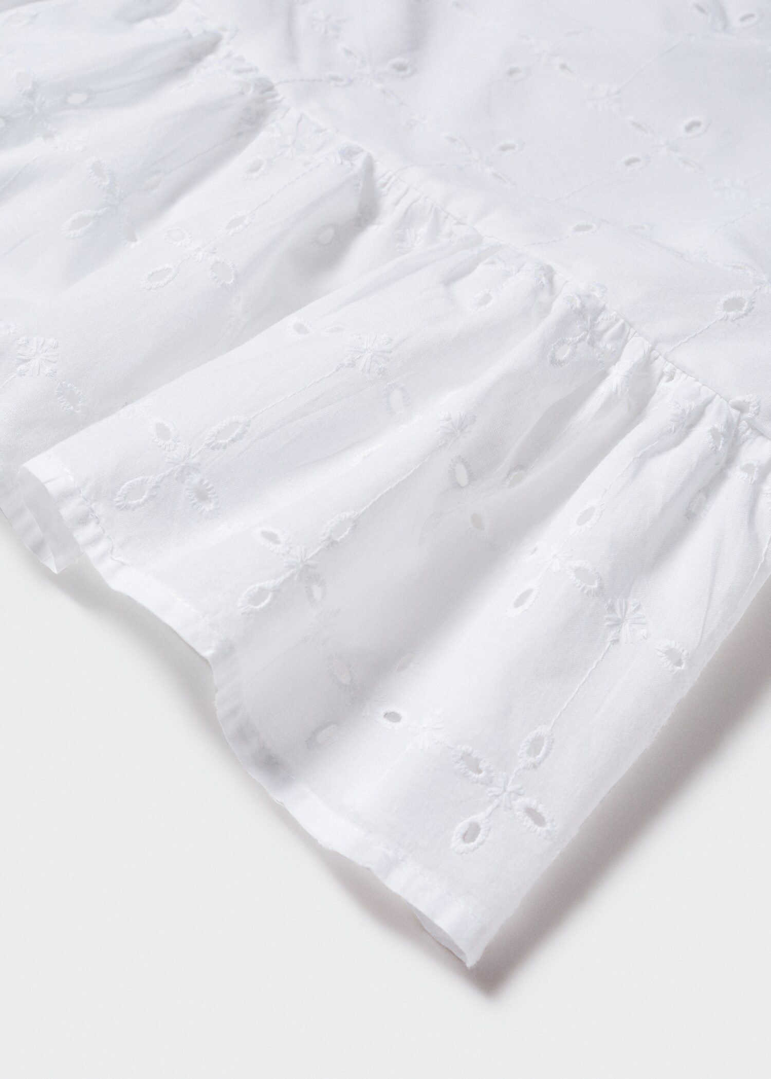 Puff sleeves blouse - Details of the article 8