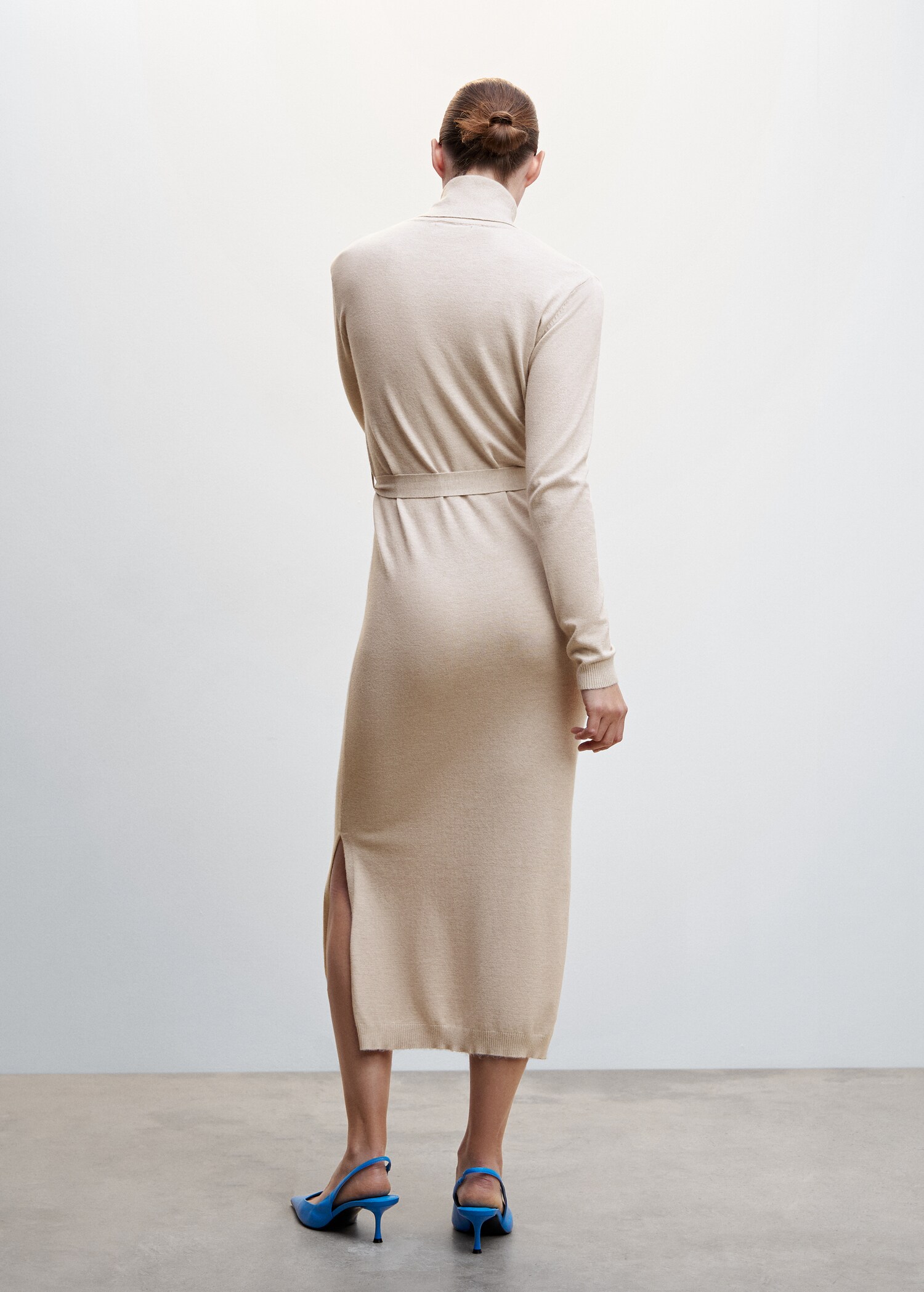 Vestido punto cuello vuelto - Reverso del artículo