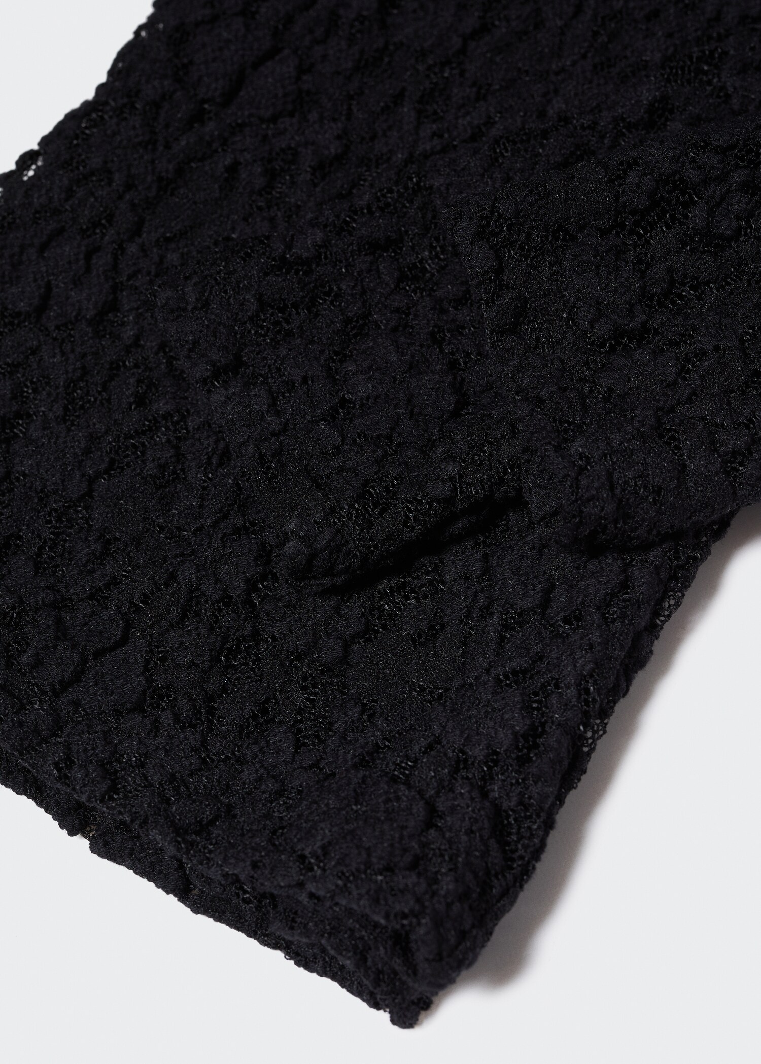 Semi-transparent embroidered t-shirt - Details of the article 8