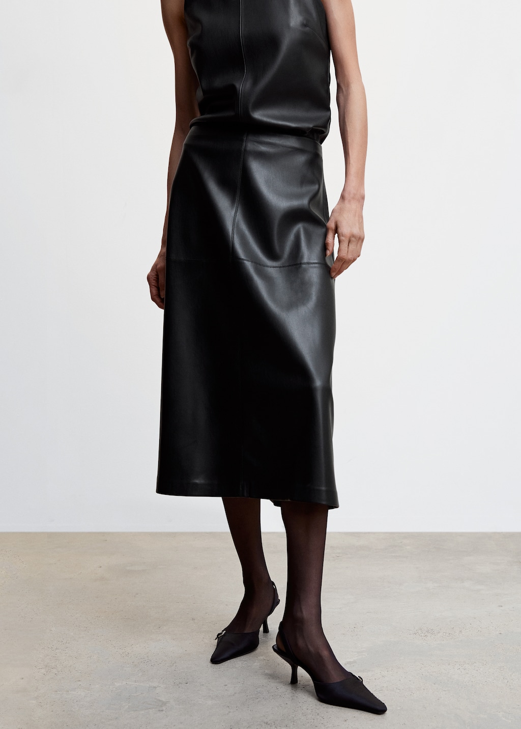 ★GLOWNY★BURNING FUR SKIRT (BLACK)★正規品/韓国直送料込 BURNING FUR SKIRT (BLACK) - GLOWNY