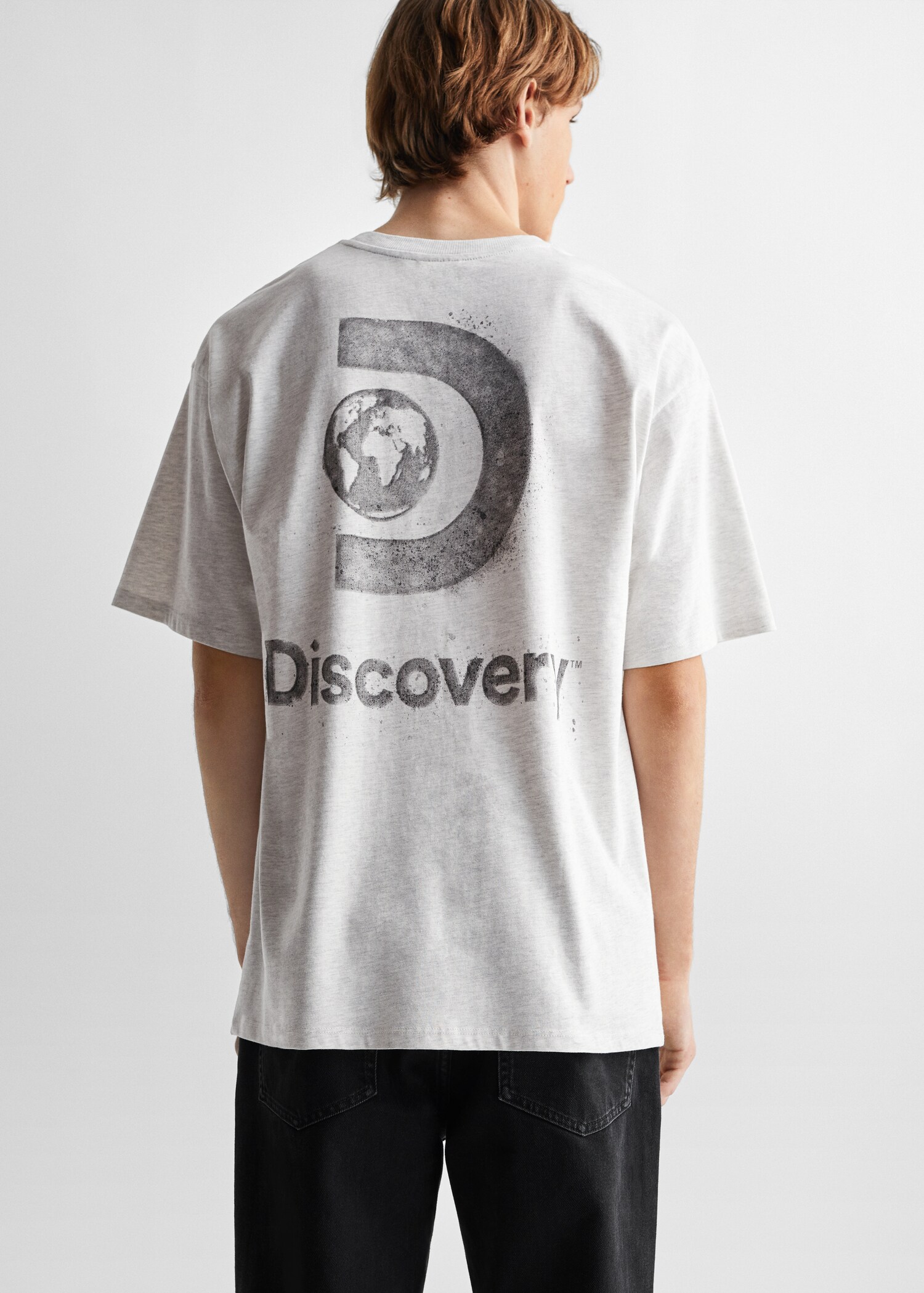Discovery - الجهة الخلفية للمنتج