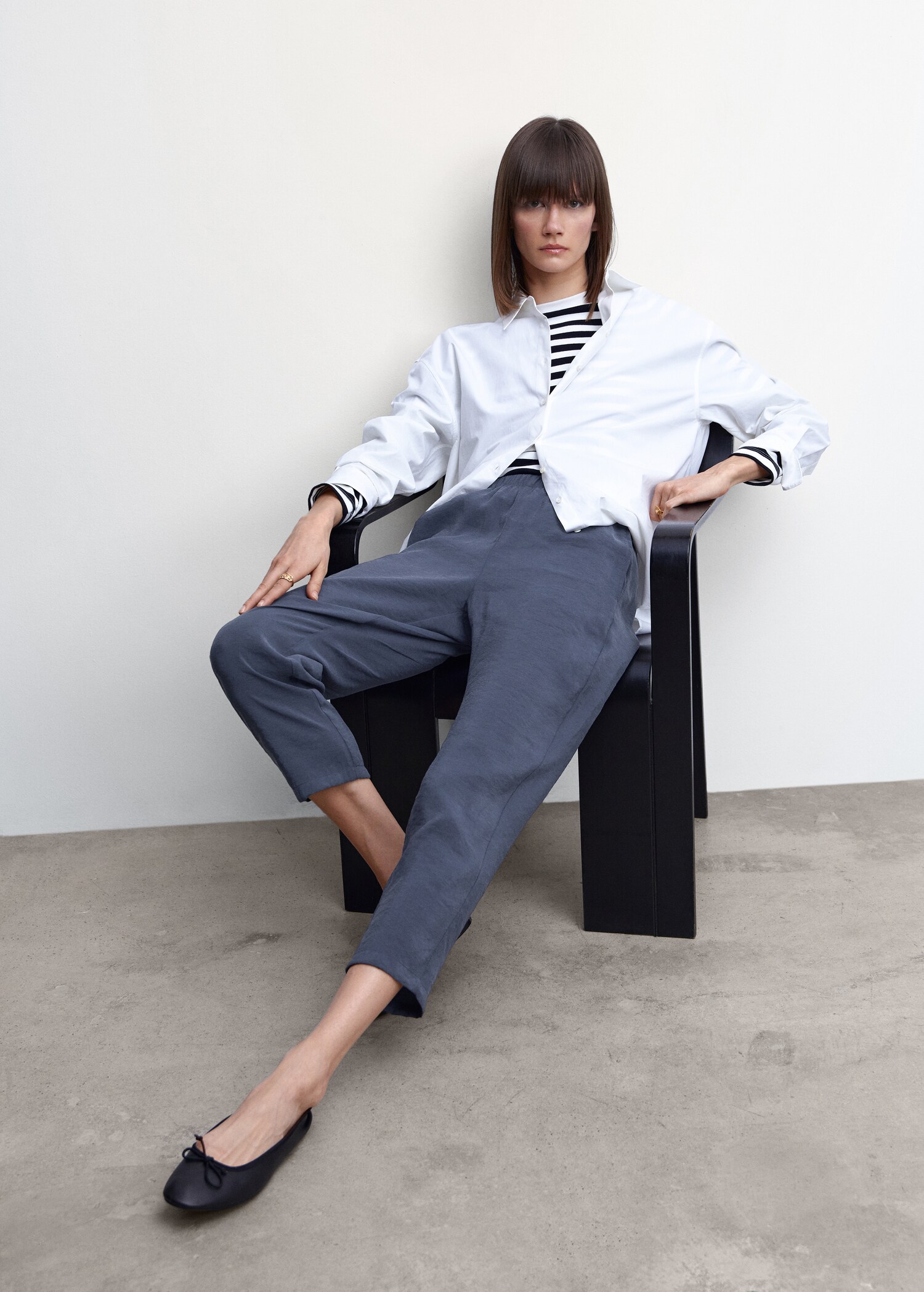 Drawstring waist modal trousers - Details of the article 2