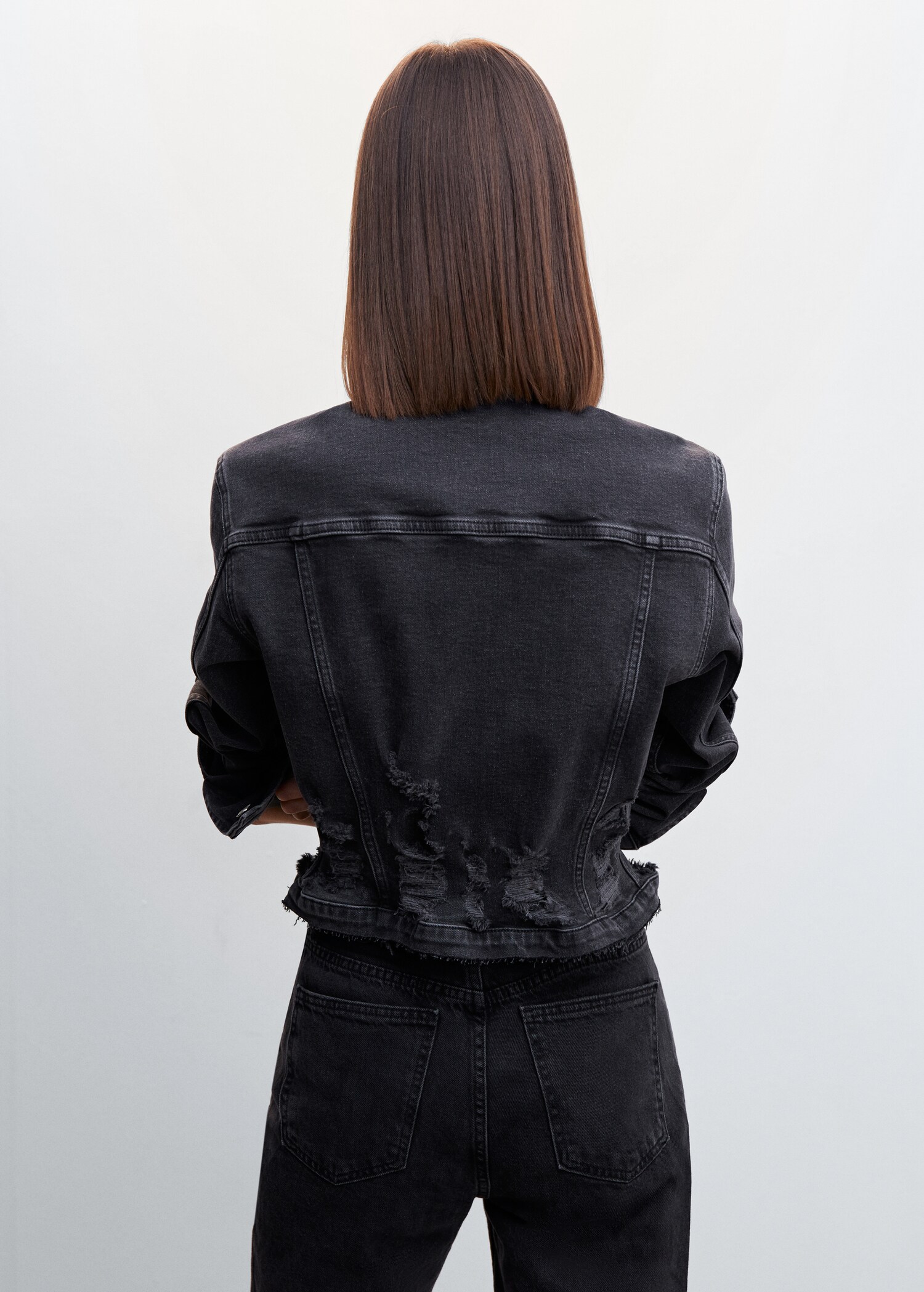 Frayed hem denim jacket - Reverse of the article