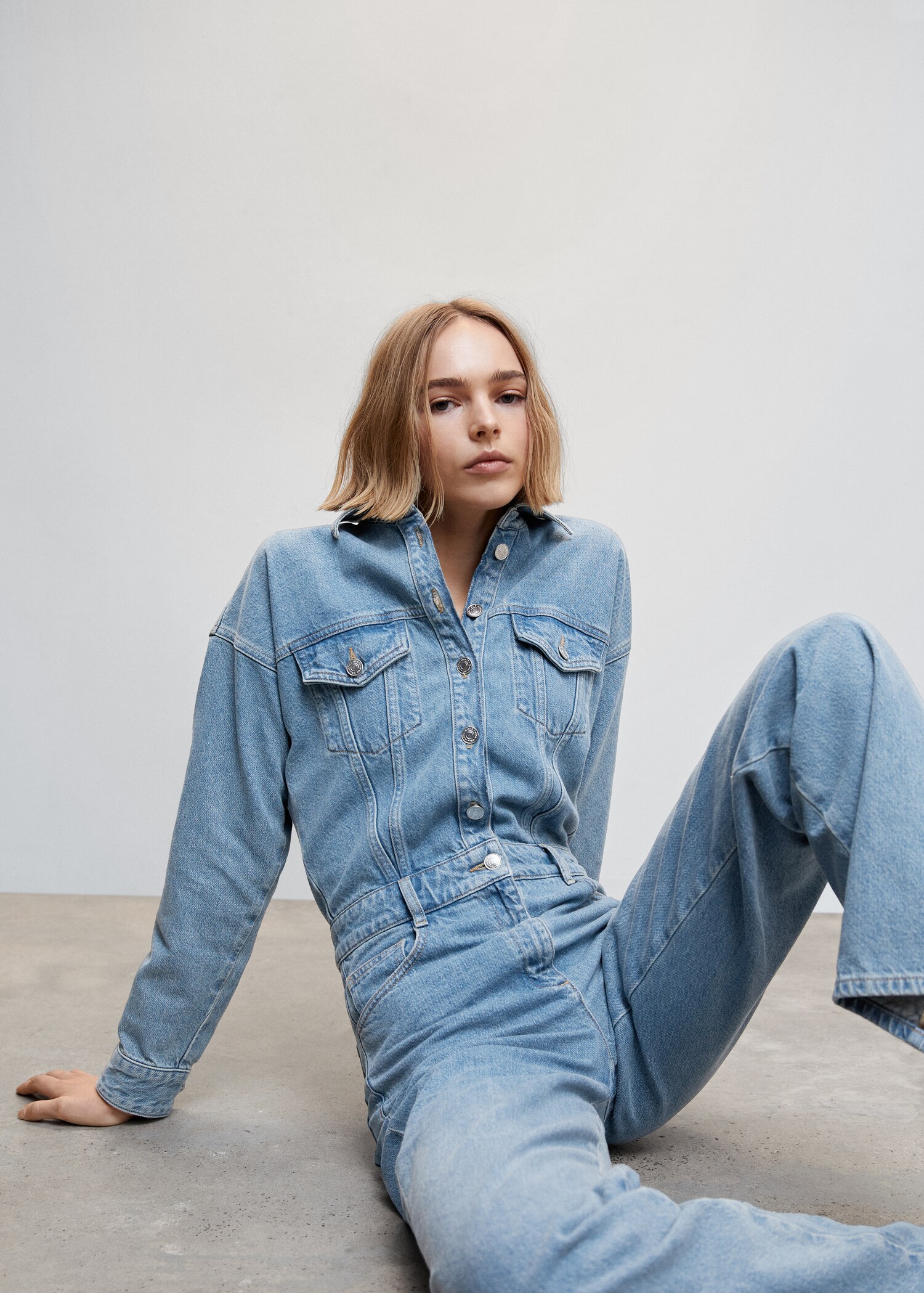 Long denim jumpsuit - Details of the article 2