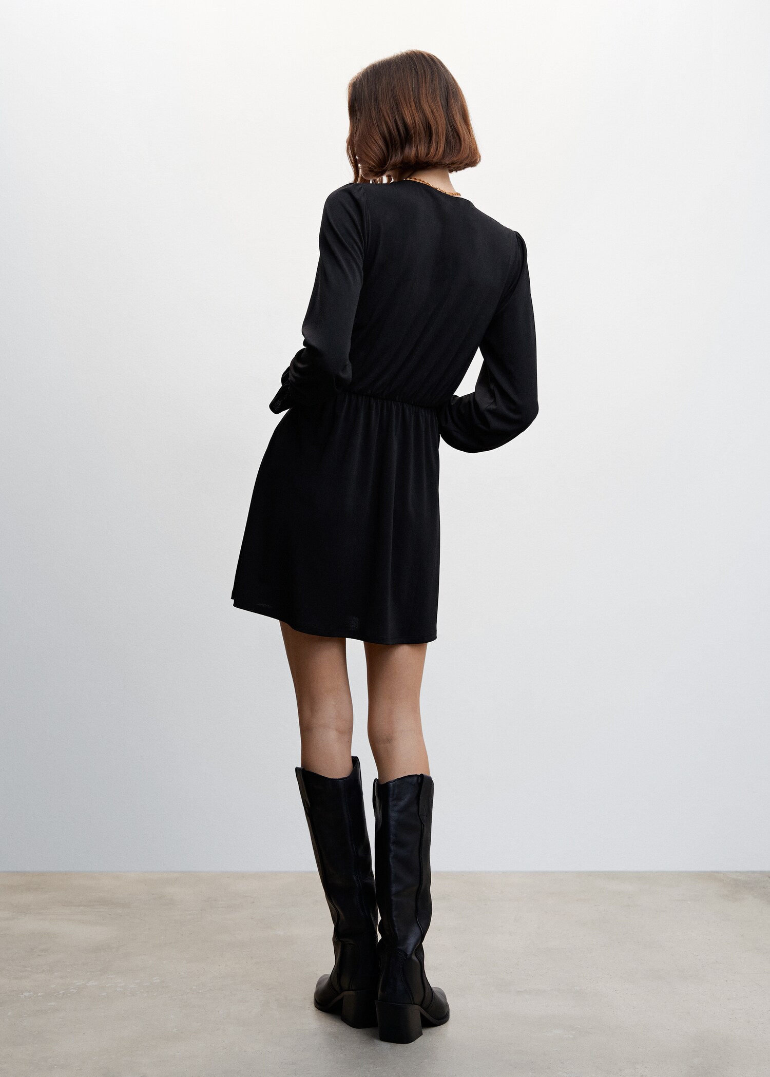 Robe courte à volants - Verso de l’article