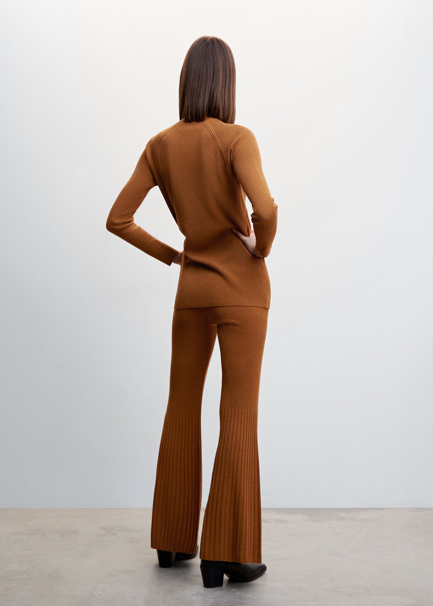 Pantalon évasé maille - Verso de l’article