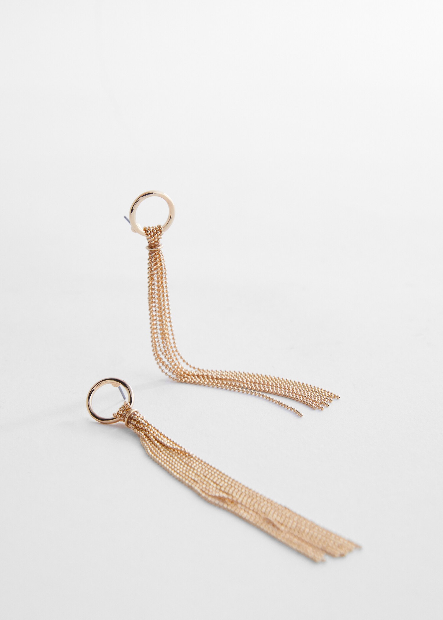 Boucles d'oreilles pendantes chaînes - Plan moyen
