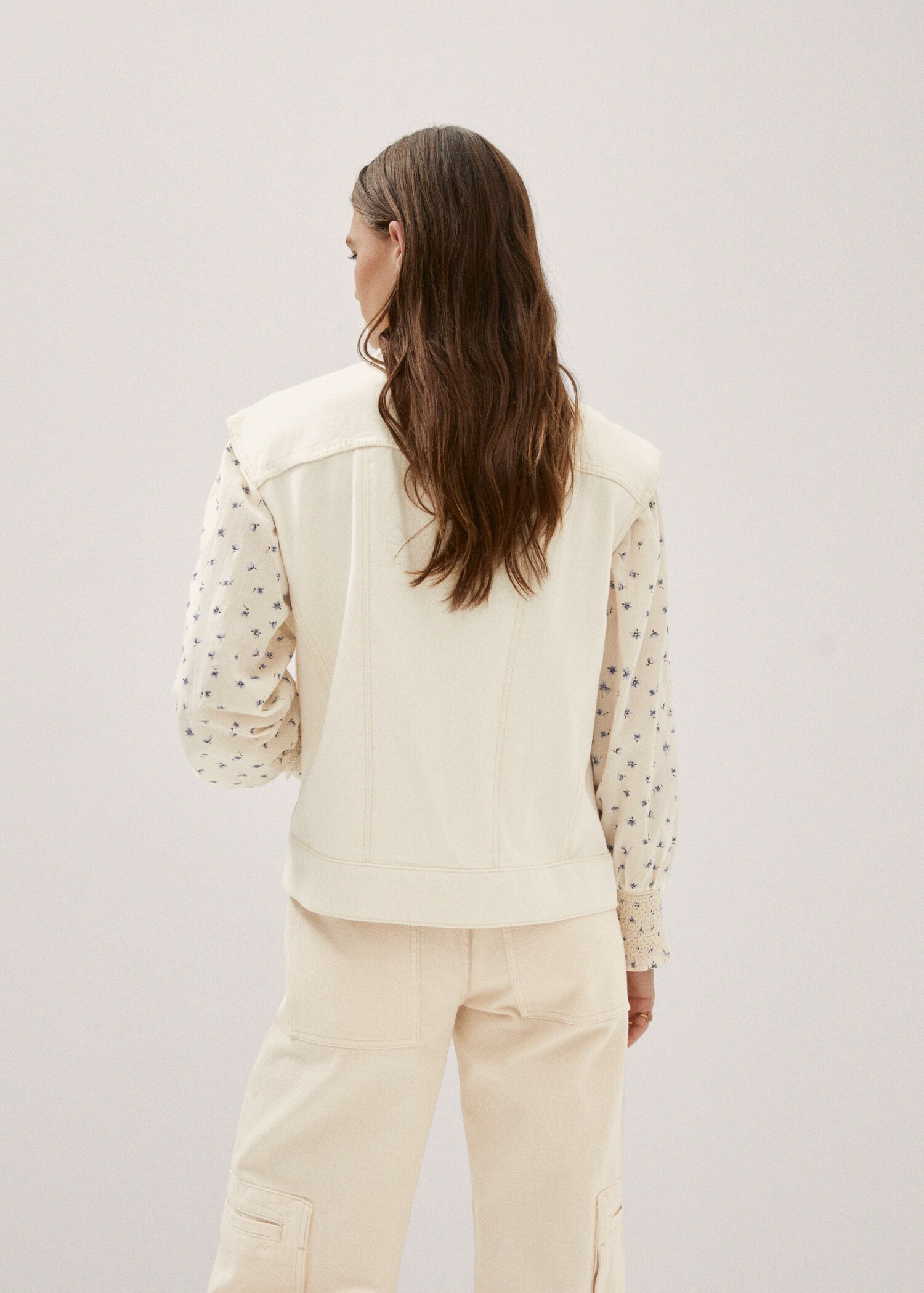 Denim vest with seams - Reverse of the article