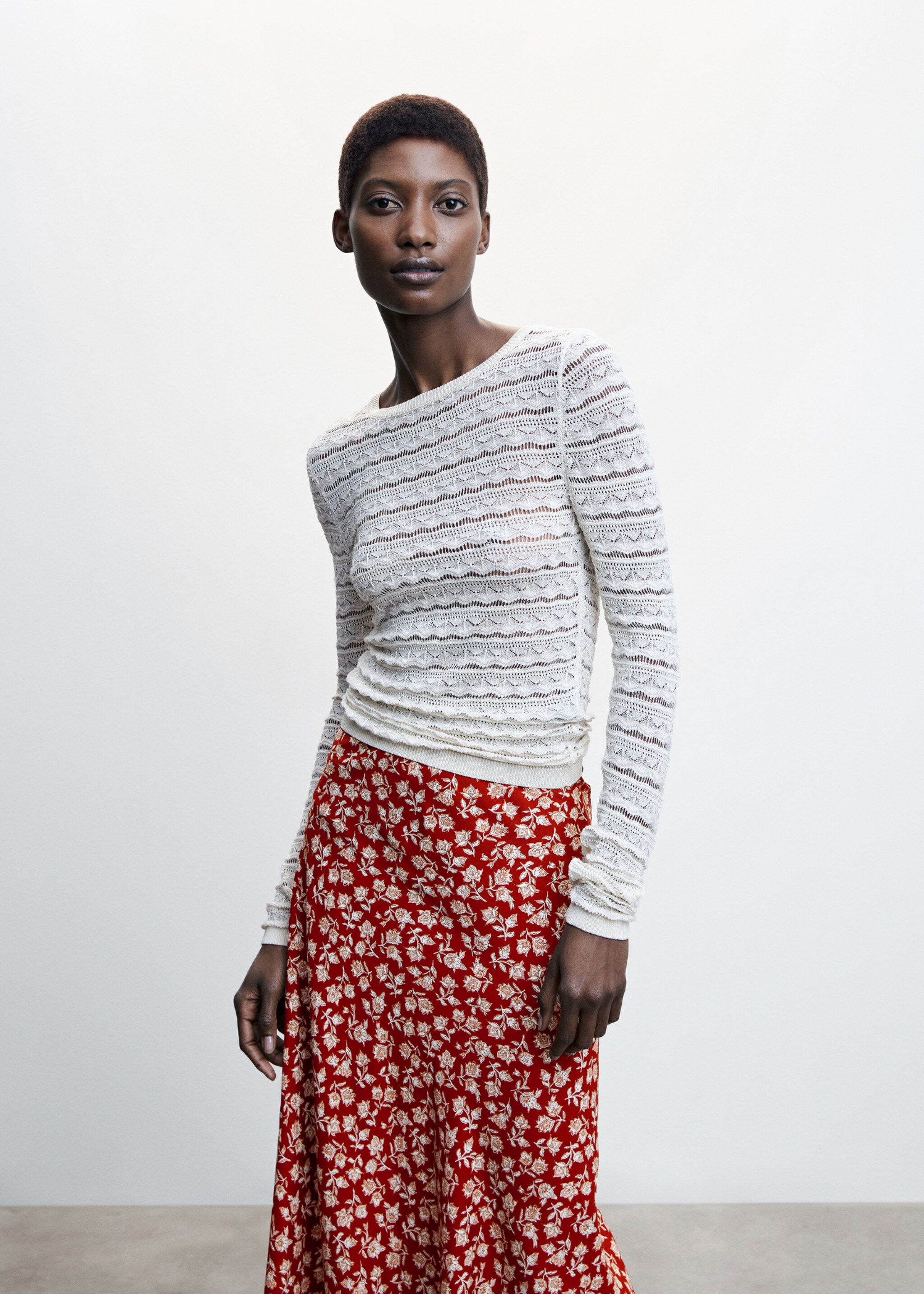 Flowers midi skirt - Details of the article 1, Red. Ref: 47085847-00.