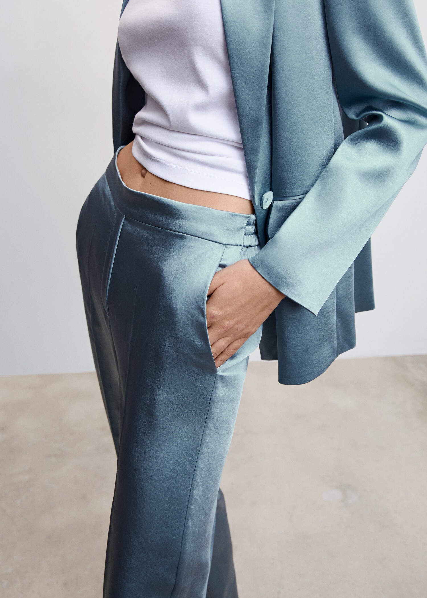 Satin trousers with elastic waist - Details of the article 6