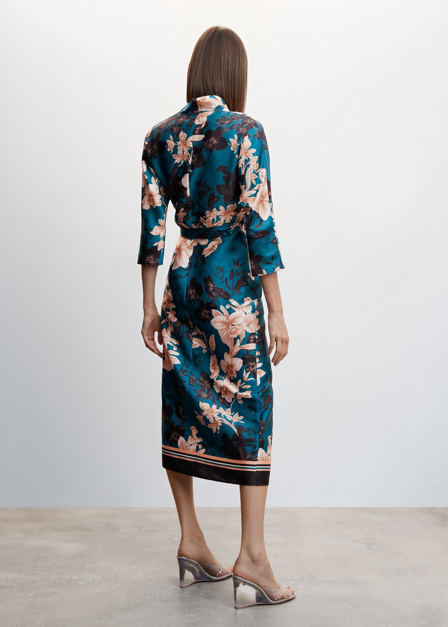 Floral print kimono dress - Reverse of the article