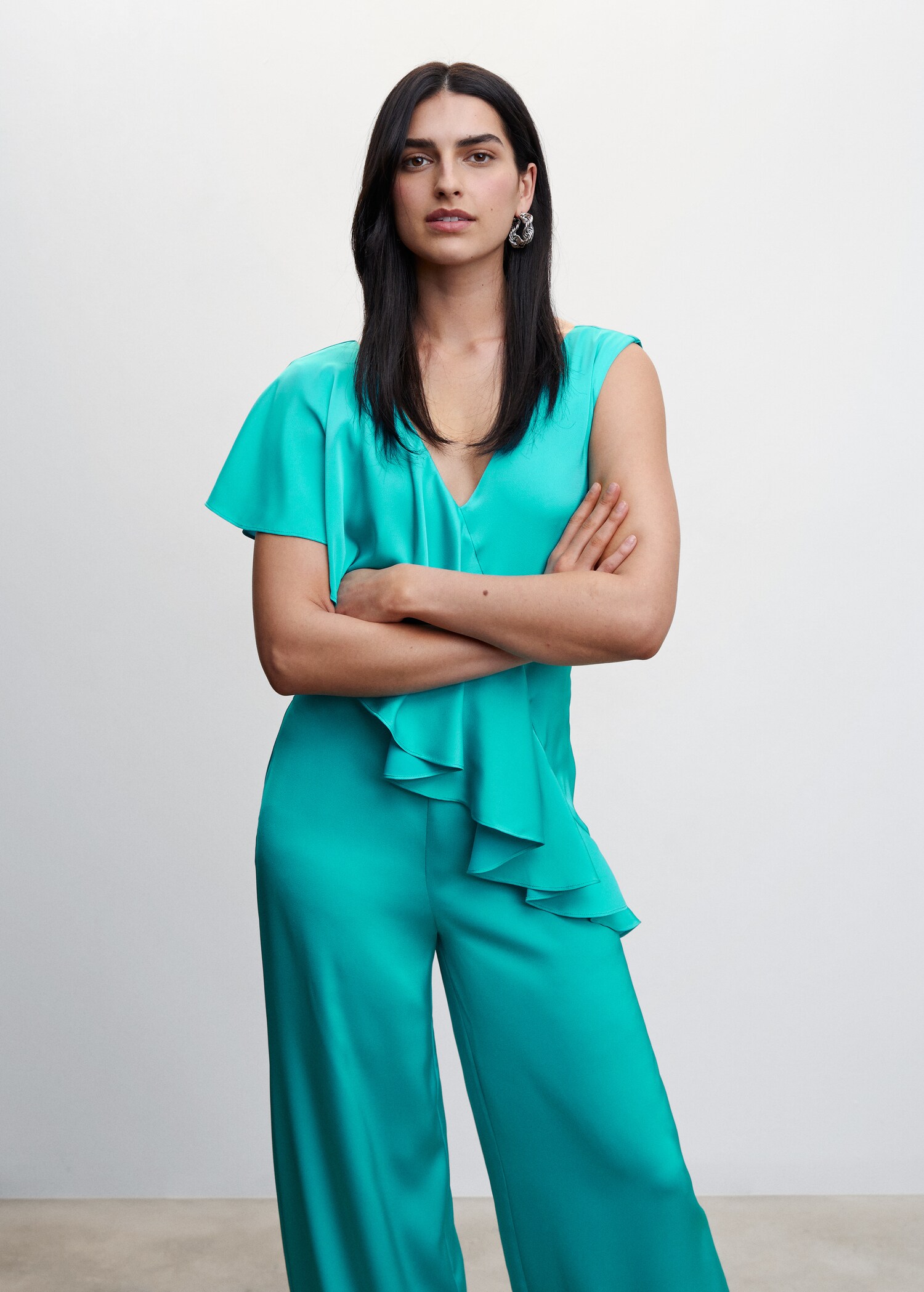 Ruffled satin jumpsuit - Medium plane