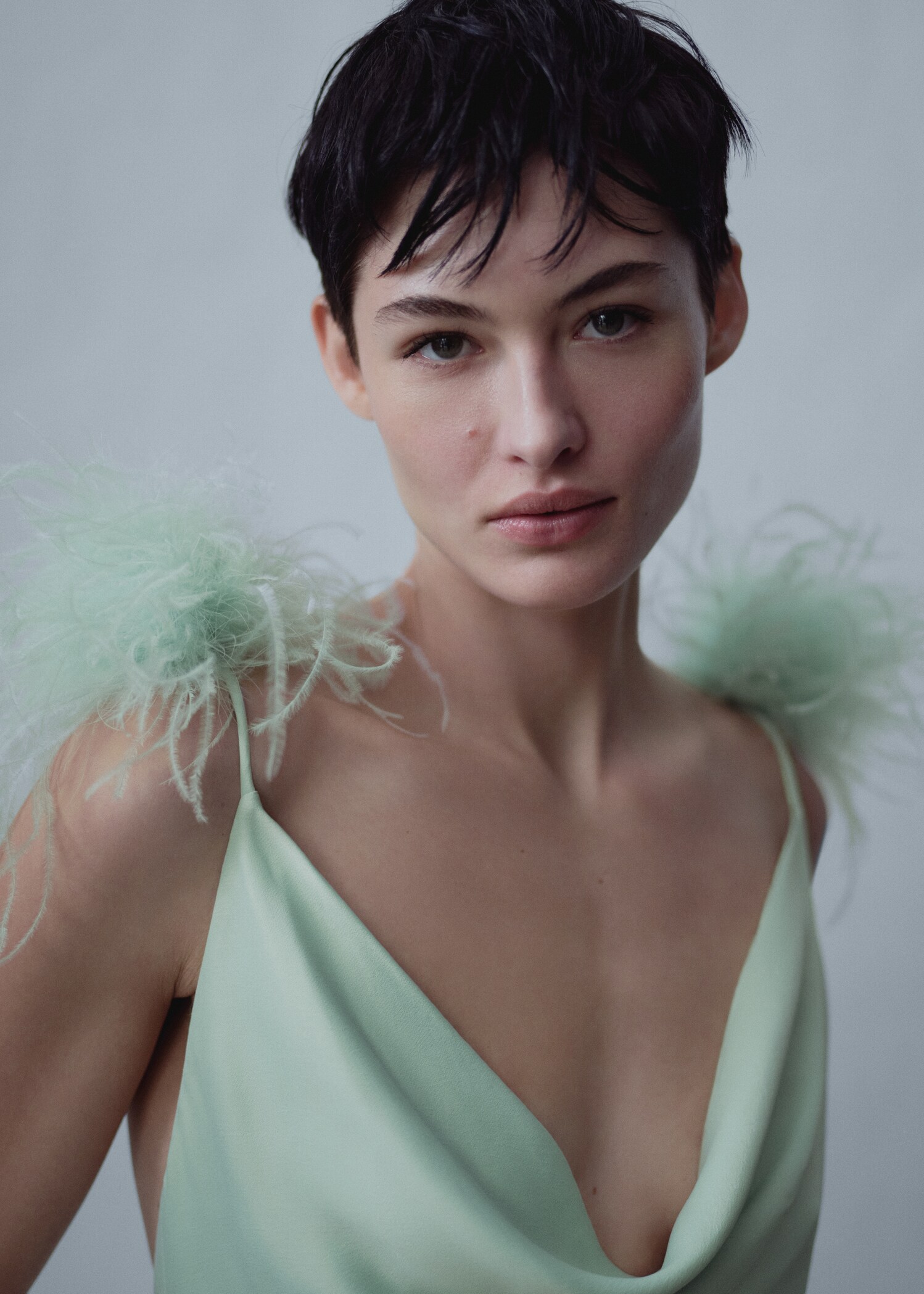 Slip dress with feather detail - Details of the article 1