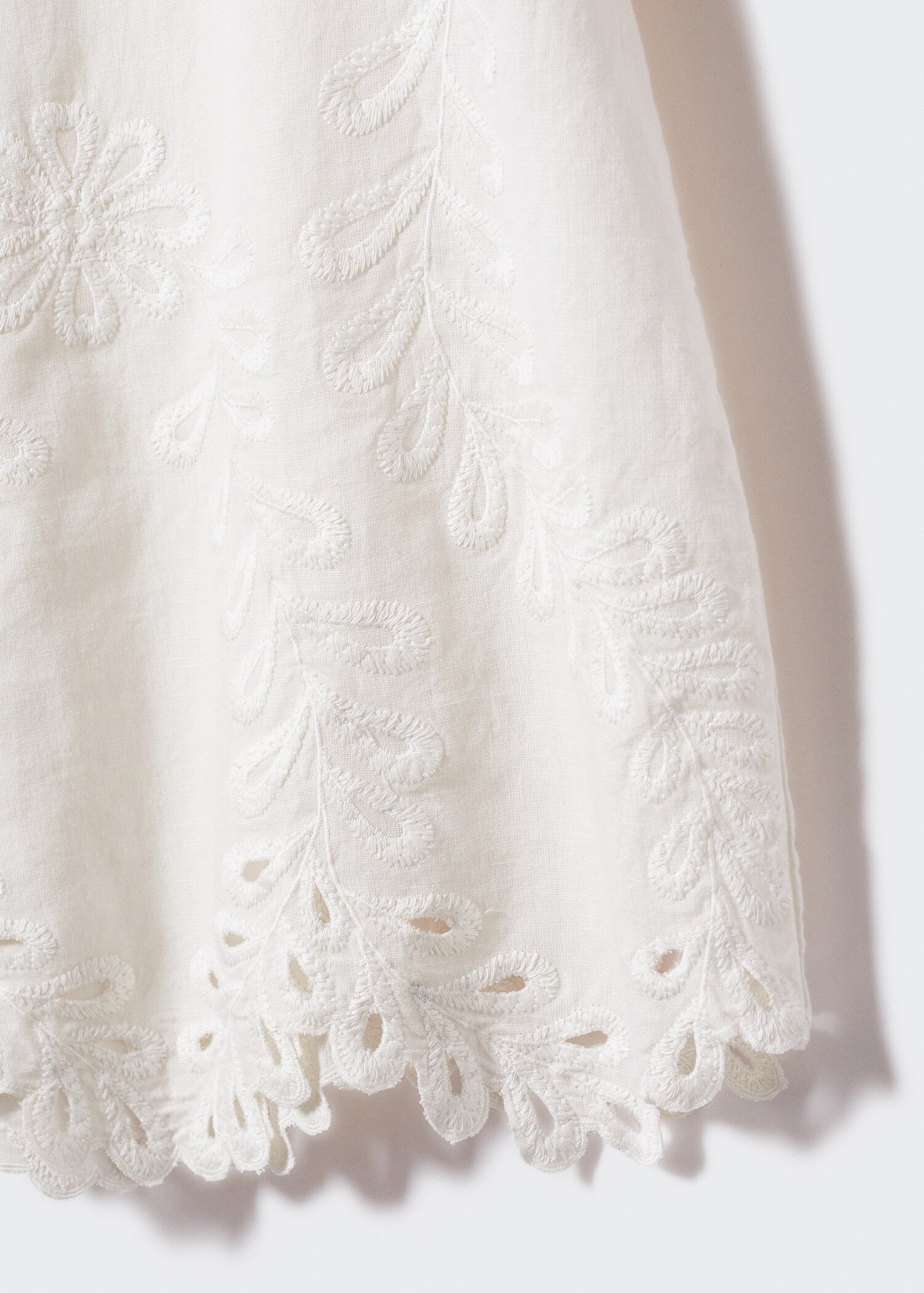 Embroidered openwork dress - Details of the article 8