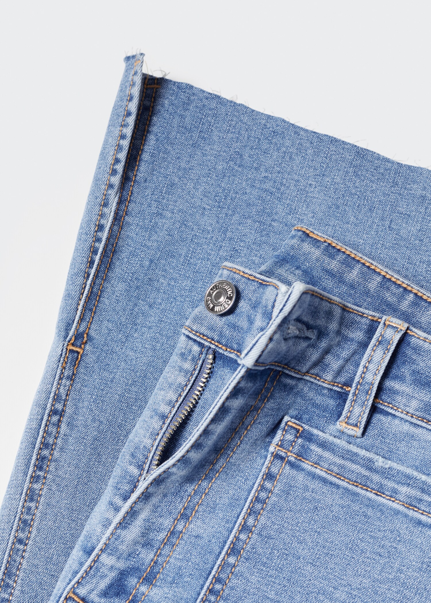 Culotte jeans with openings - Details of the article 8