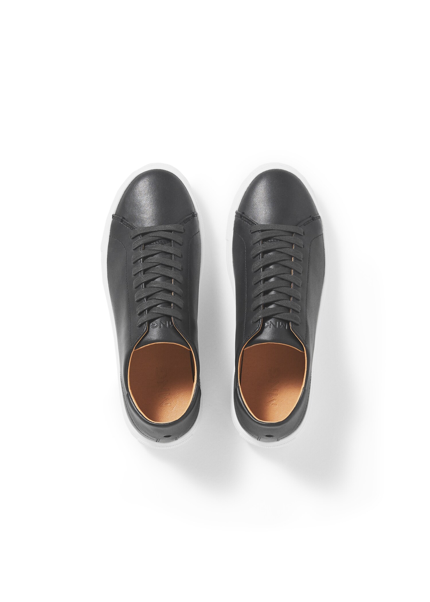 Einfarbige Ledersneakers - Detail des Artikels 9