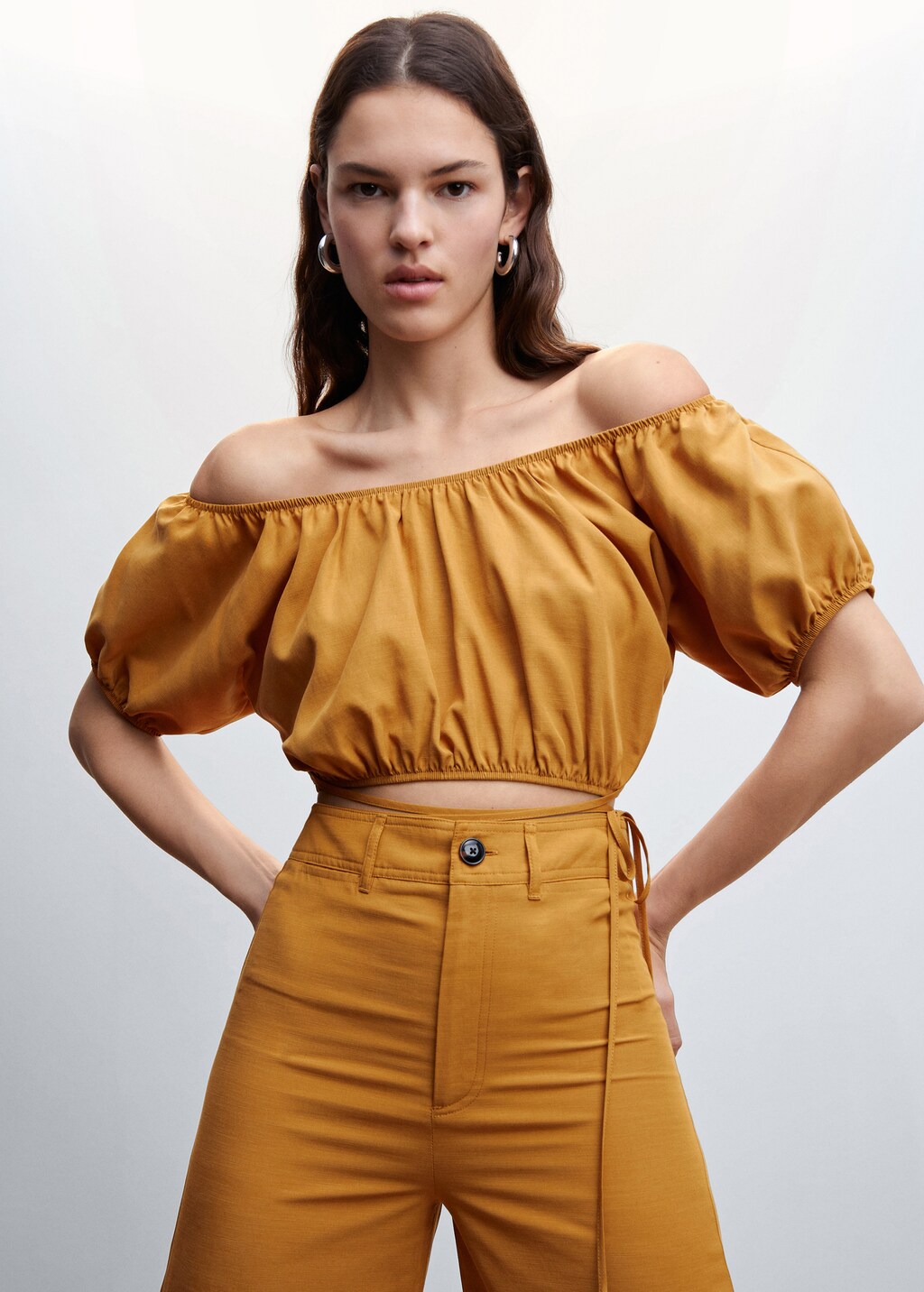 Blusa mangas abullonadas