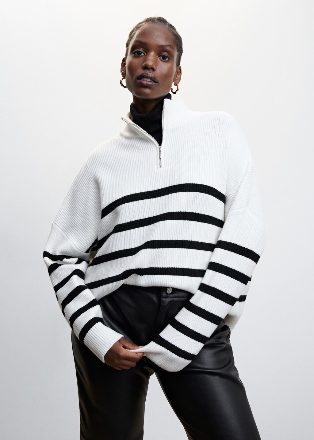 Striped sweater with zip | MANGO Japan
