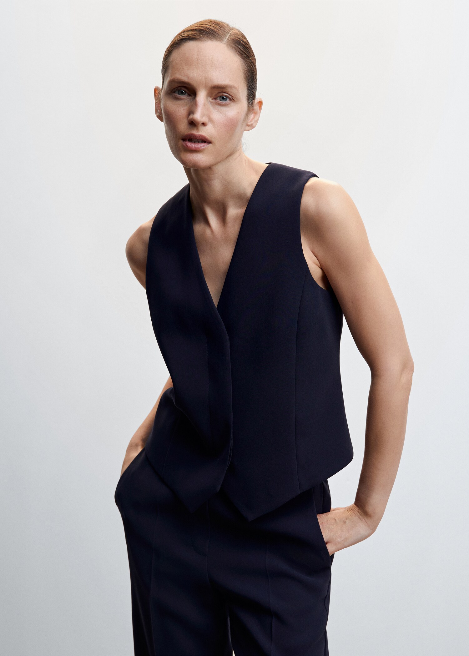 Suit waistcoat with buttons - Medium plane