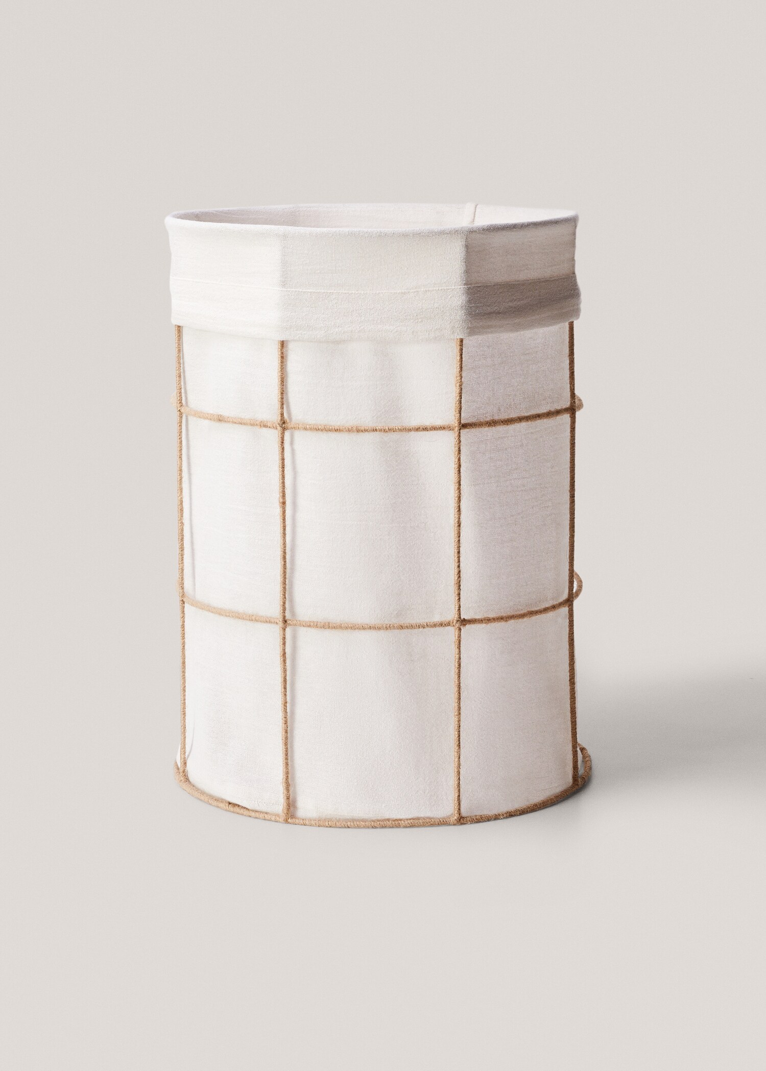 Laundry basket  - Article without model
