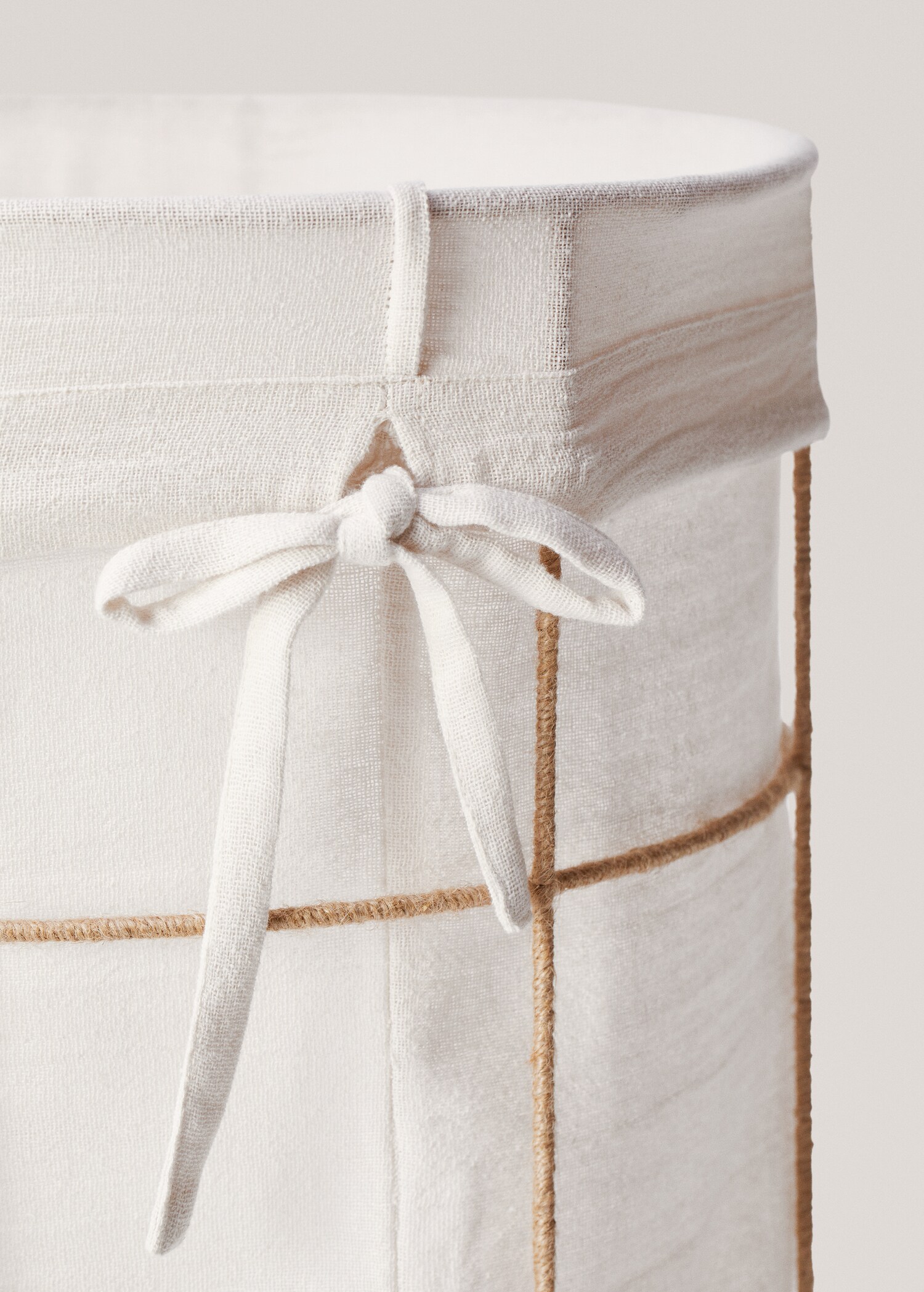 Laundry basket  - Details of the article 1