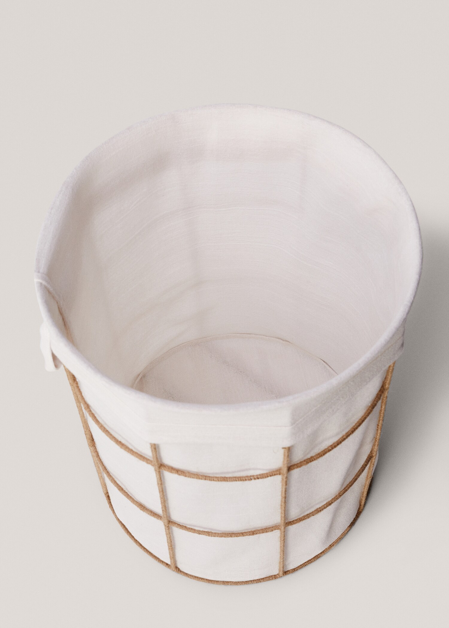 Laundry basket  - Details of the article 2