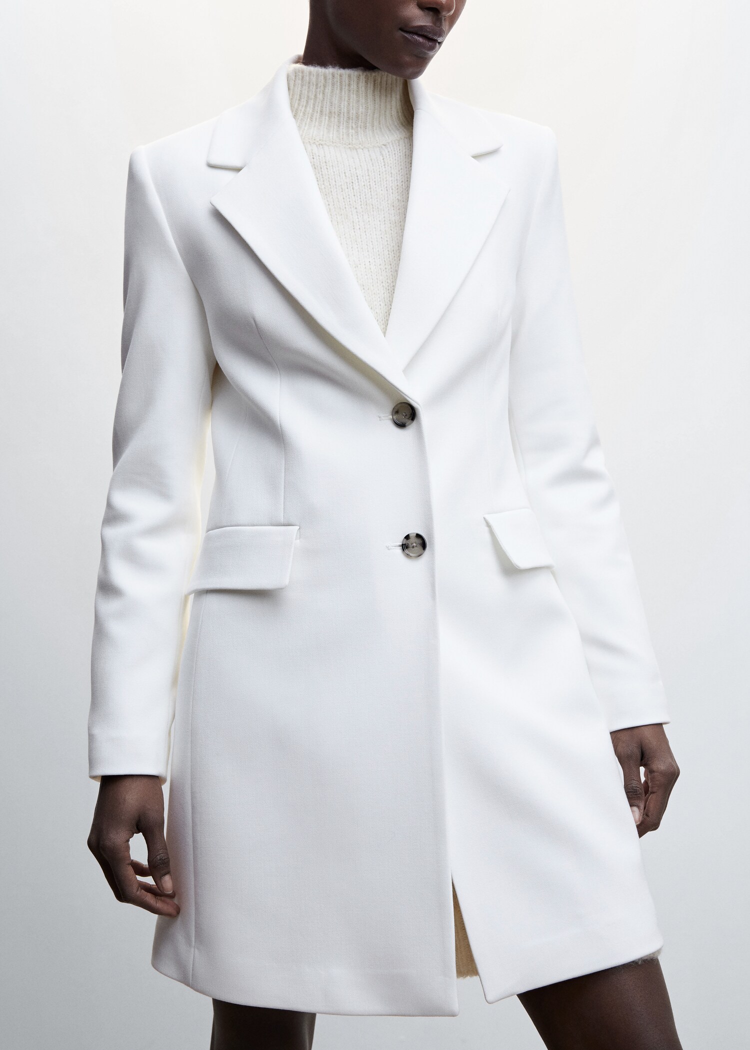 Fitted double-breasted coat - Details of the article 6