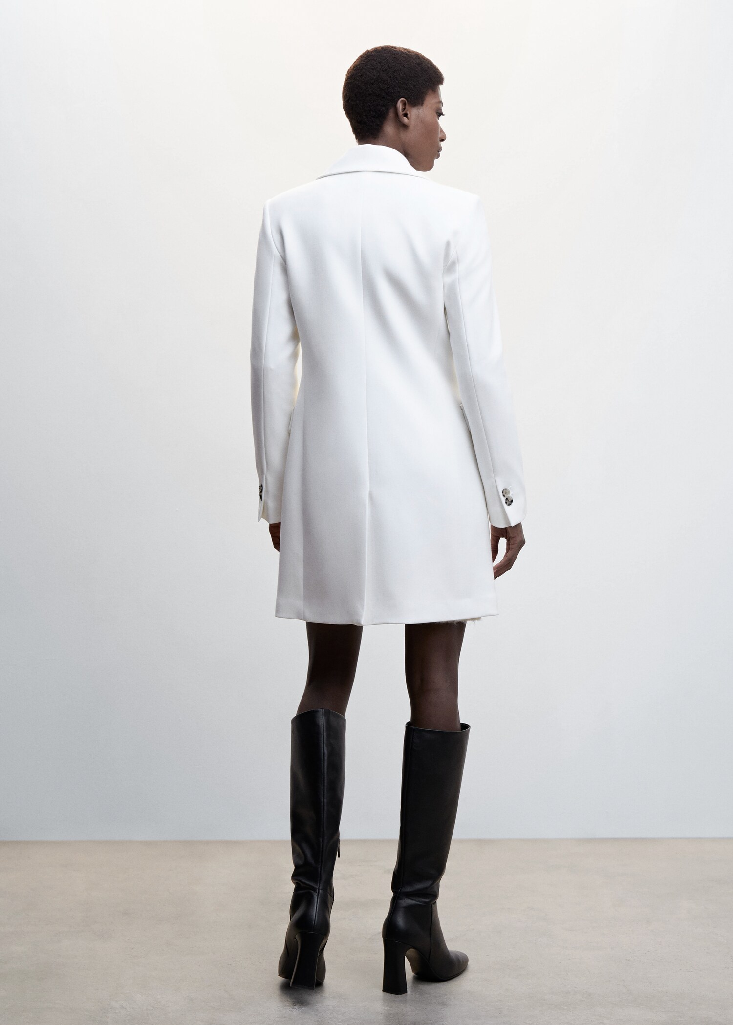 Fitted double-breasted coat - Reverse of the article