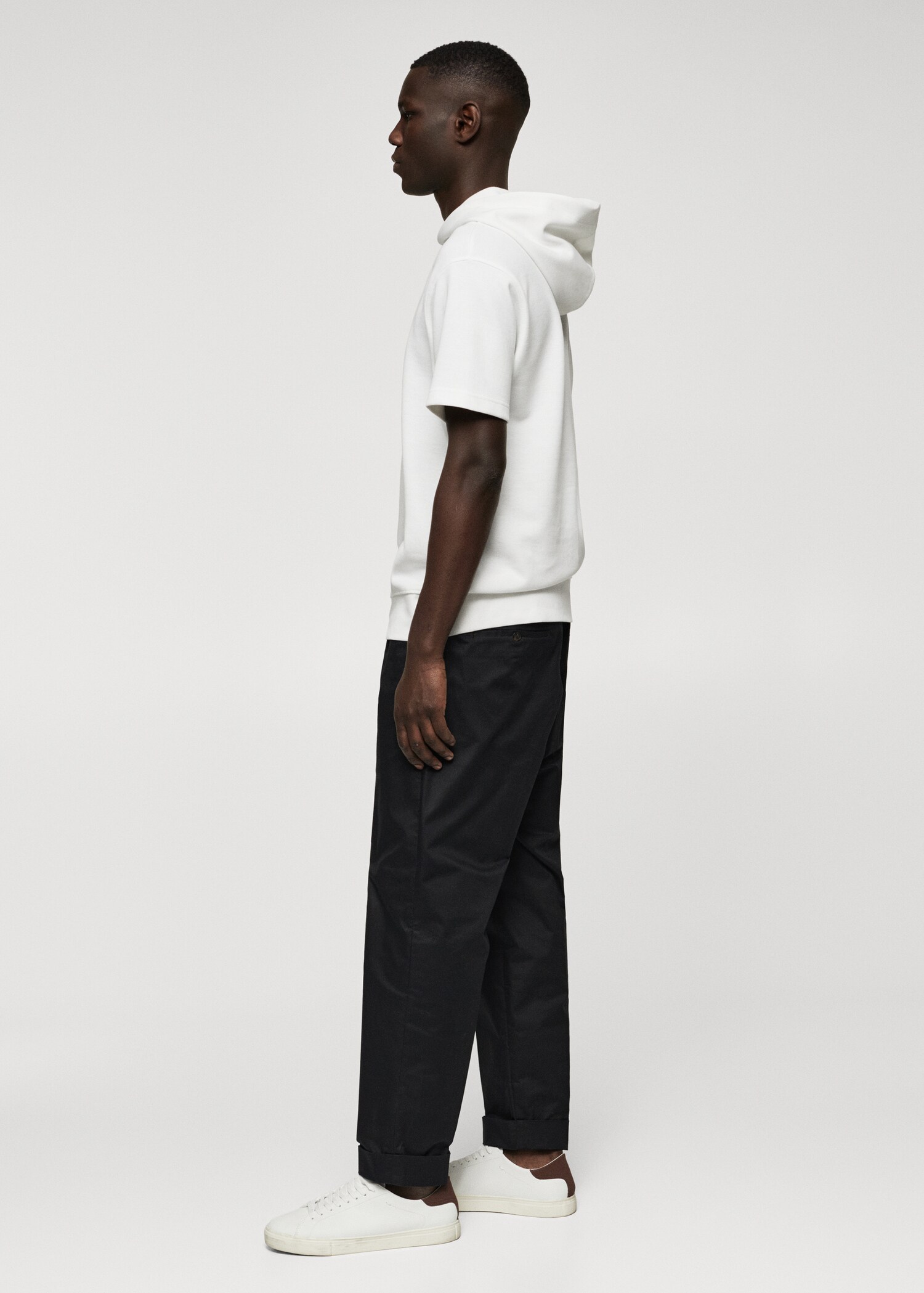 Short-sleeved hooded sweatshirt - Details of the article 6