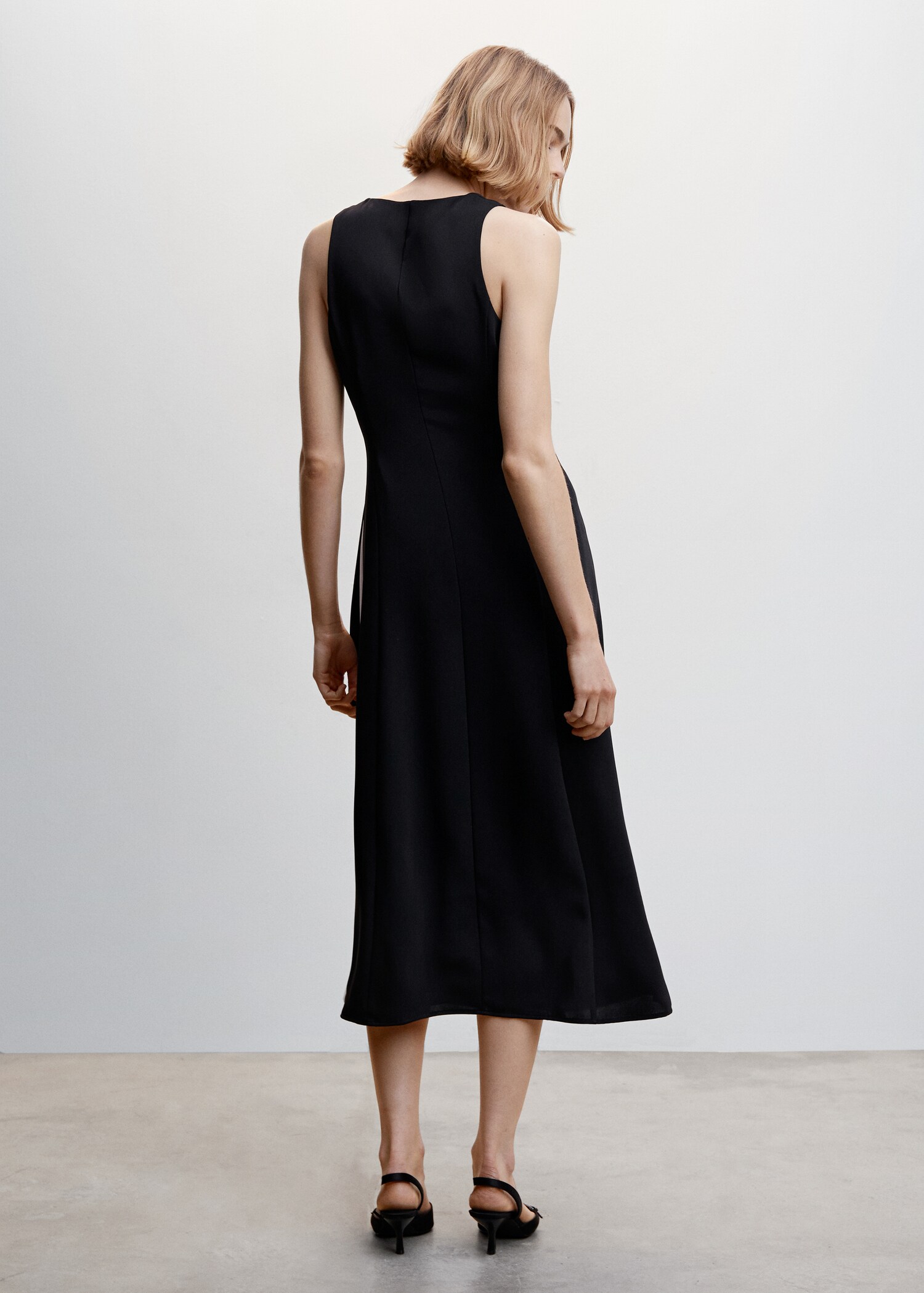 Bow bicolour dress - Reverse of the article