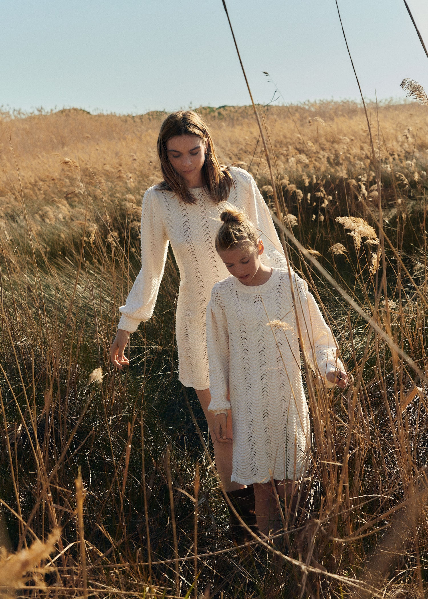 Puffed sleeves knit dress - Details of the article 5