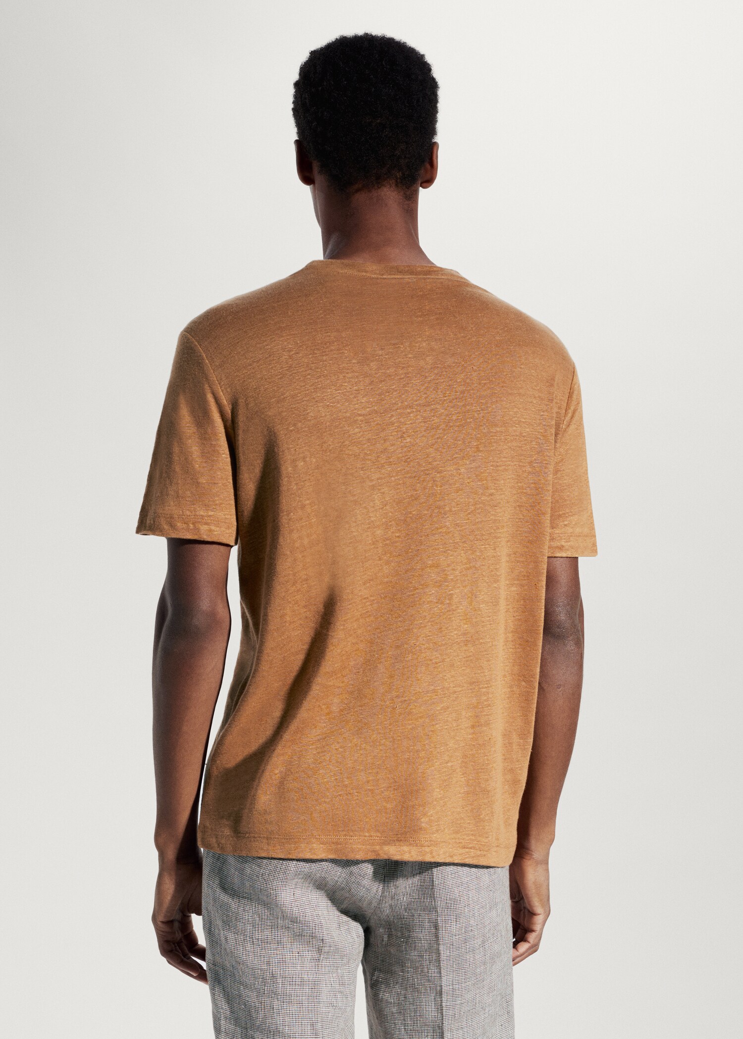 100% linen slim-fit t-shirt - Reverse of the article