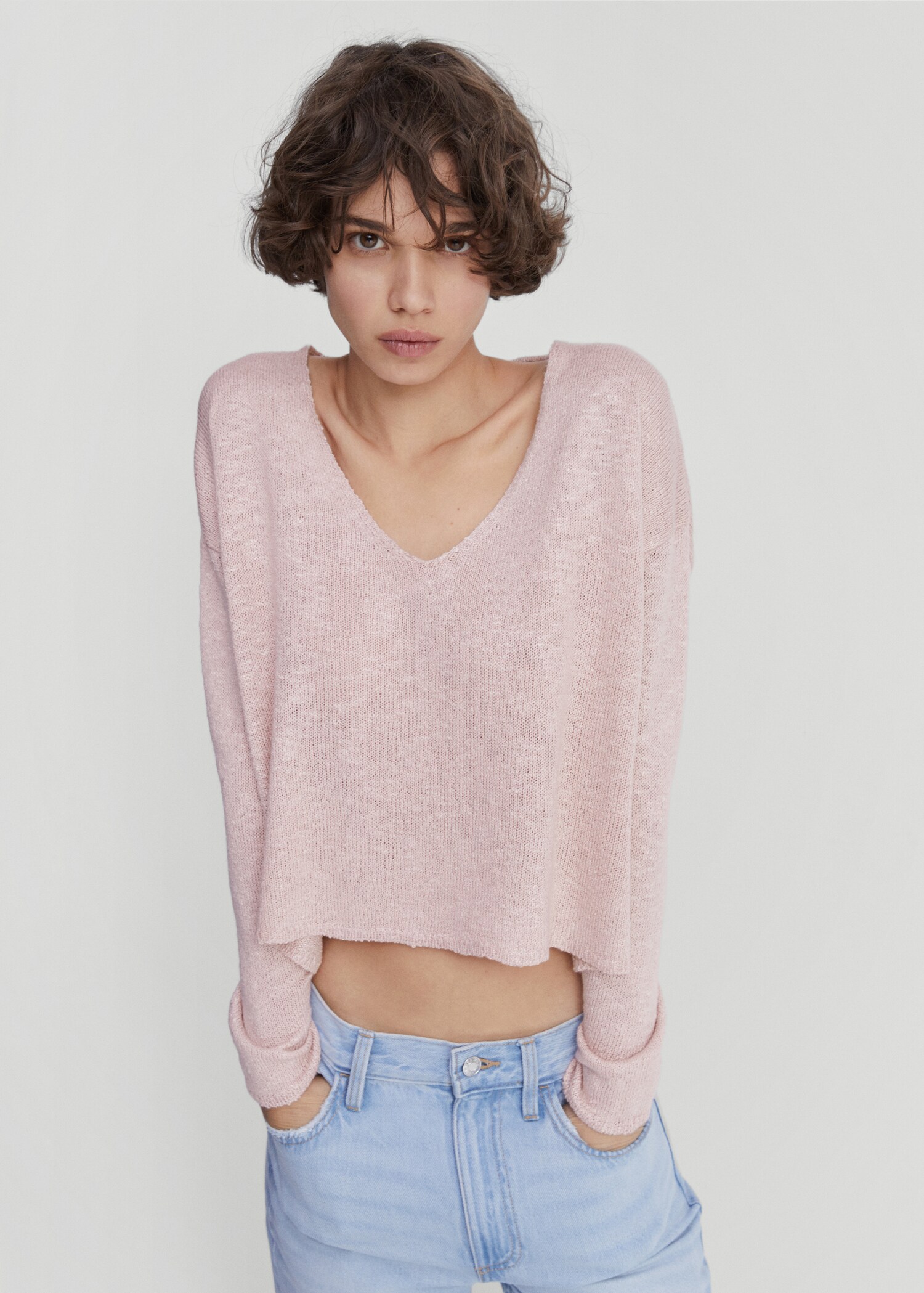 Low-cut neck sweater - Medium plane