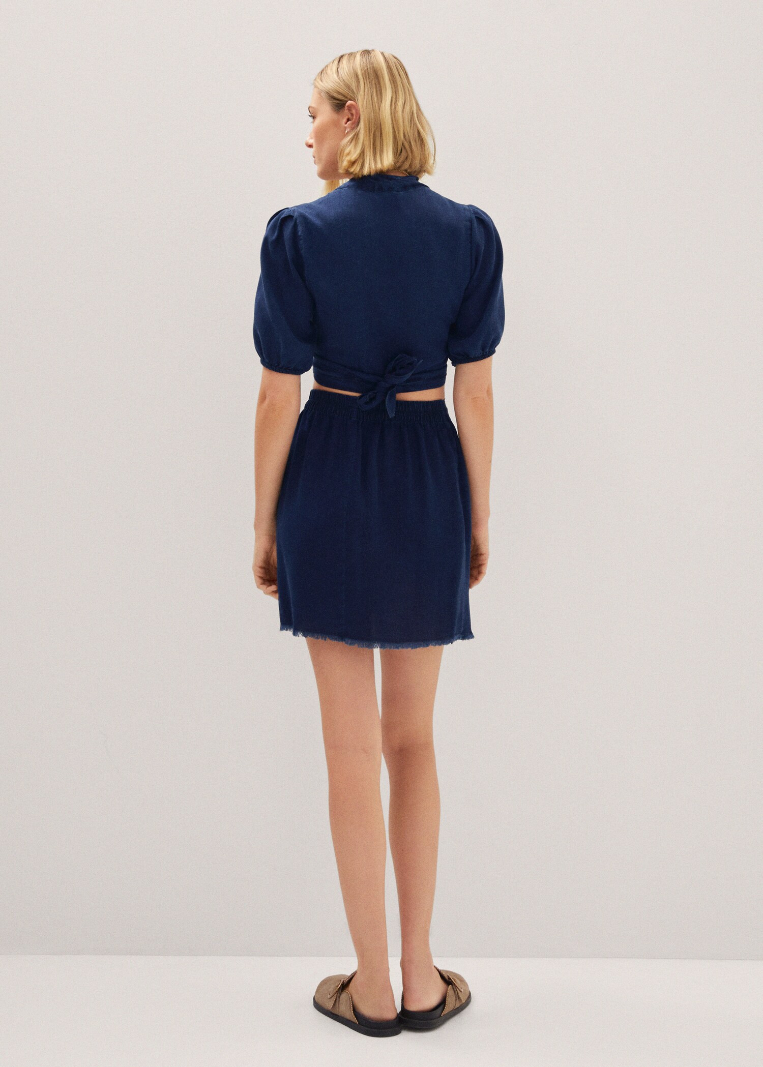 Lyocell wrap mini-skirt - Reverse of the article