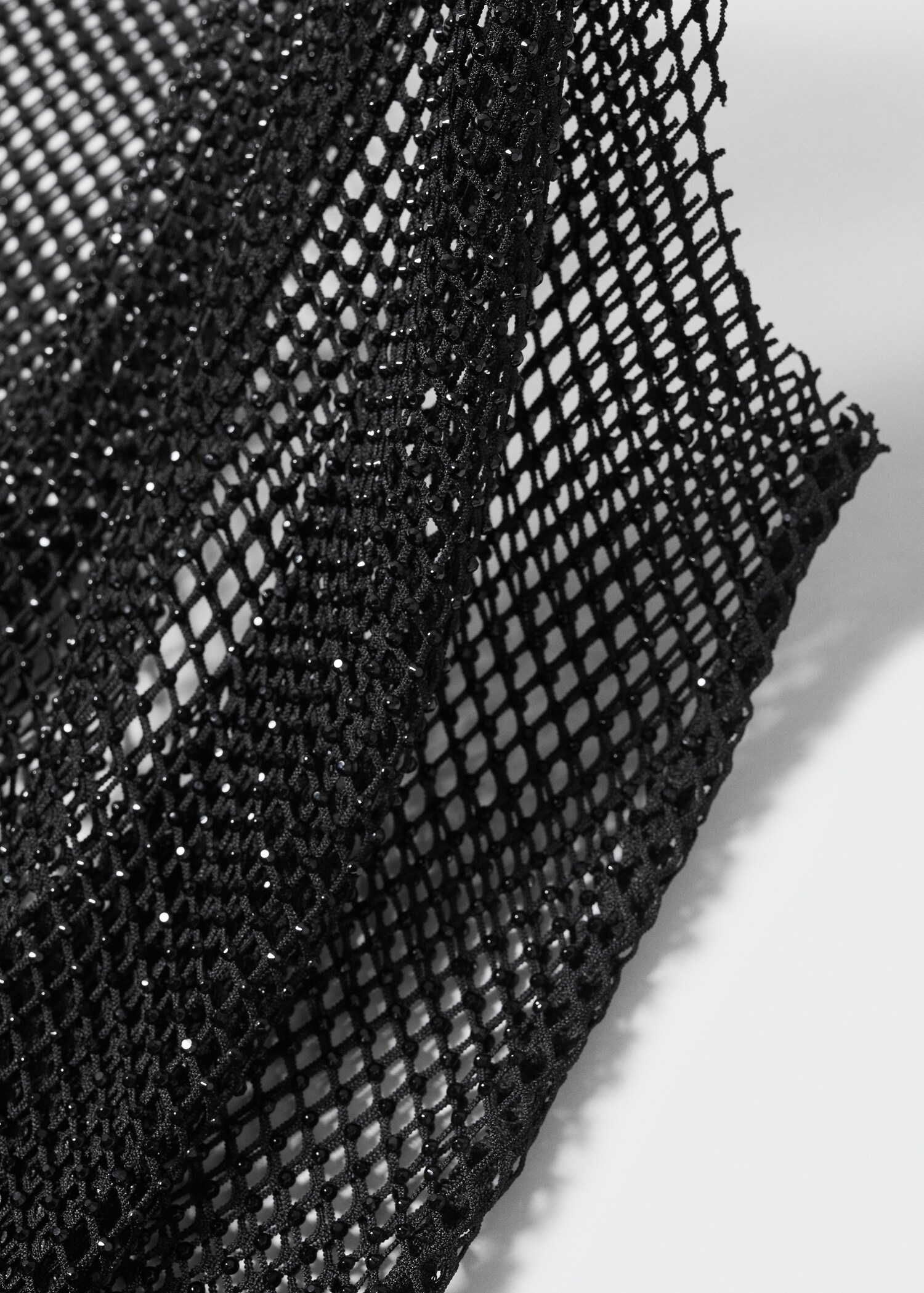 Nettingkjole med krystallperler-detalj - Artikkeldetalj 8