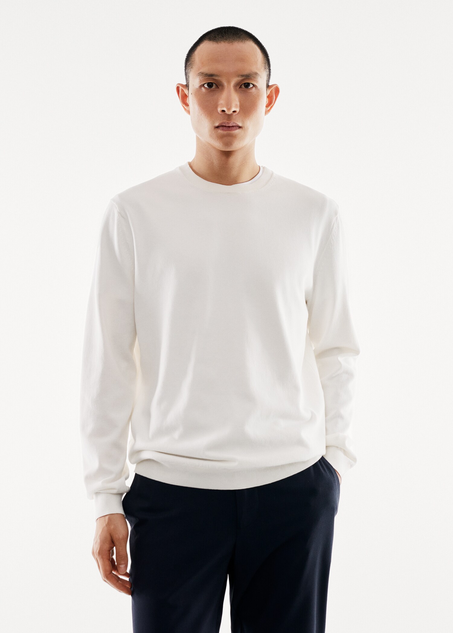 Fine-knit cotton sweater - Medium plane